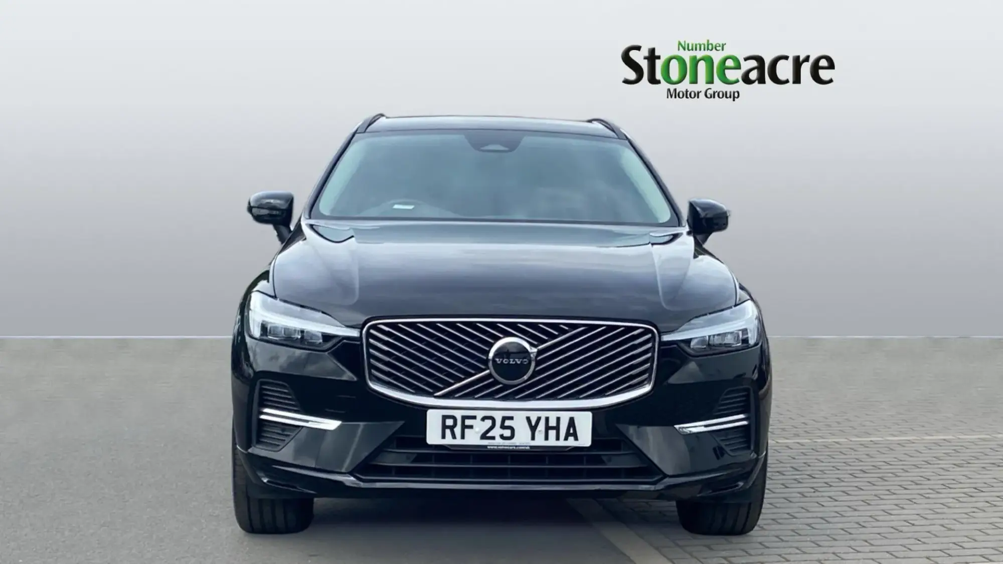 Volvo XC60 Image 2