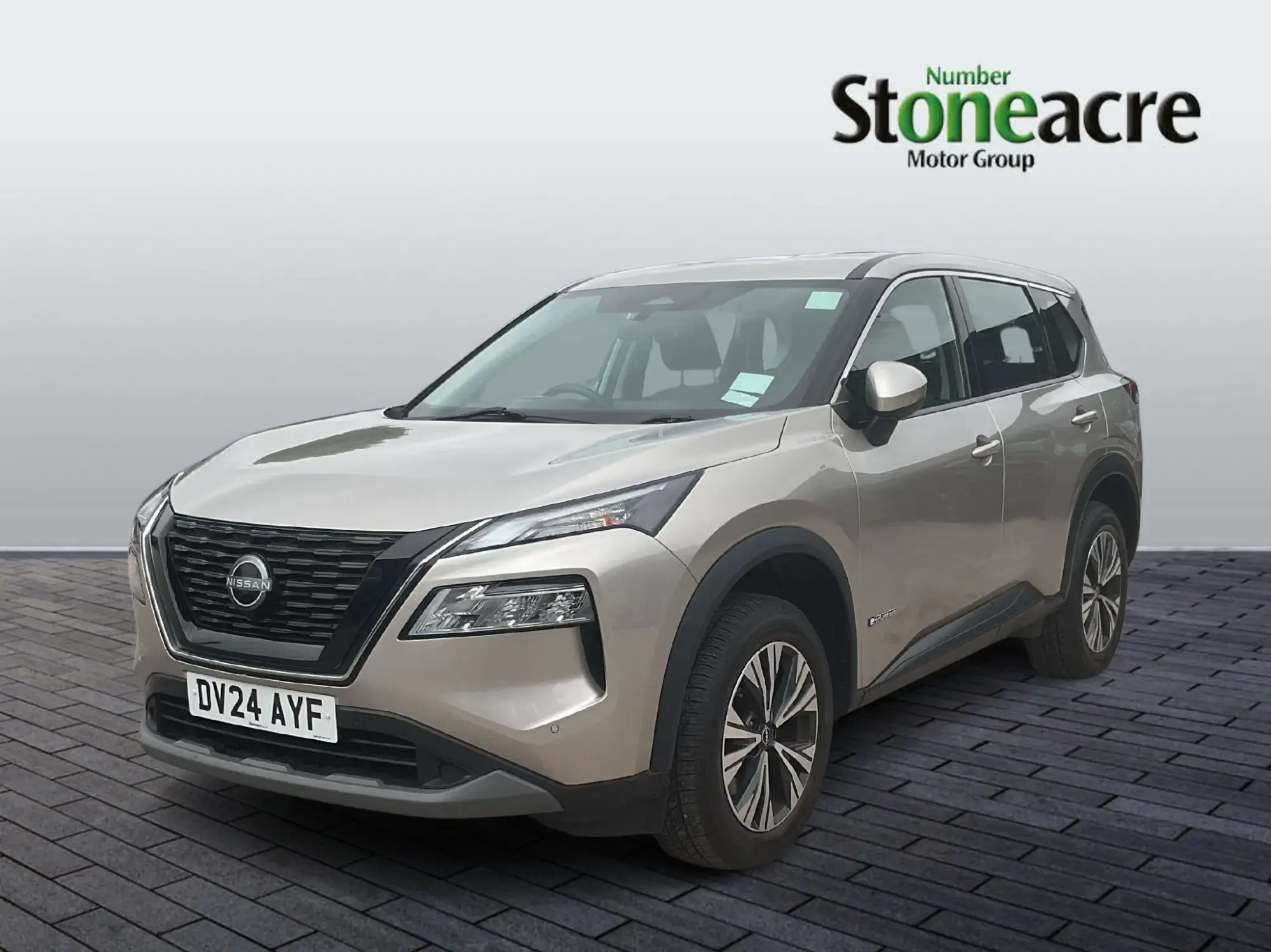 Nissan X-Trail e-POWER 1.5 h e-POWER Acenta Premium Auto e-4ORCE Euro 6 (s/s) 5dr DV24AYF Image 3