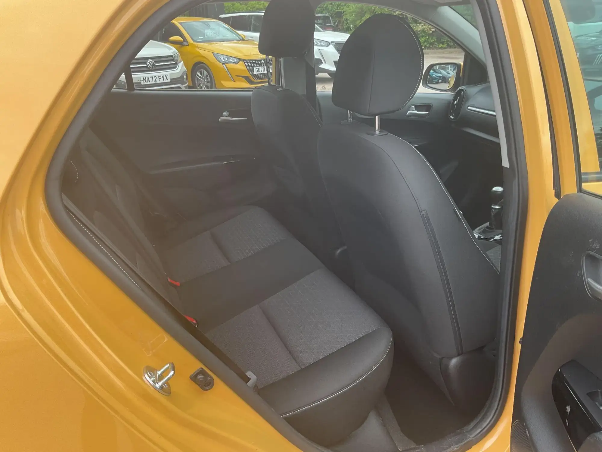 Kia Picanto Image 10 Kia Picanto Image 10