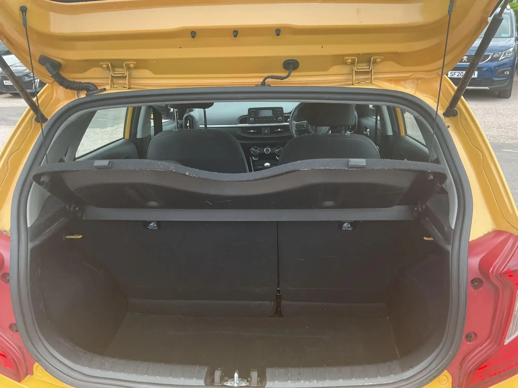 Kia Picanto Image 11 Kia Picanto Image 11
