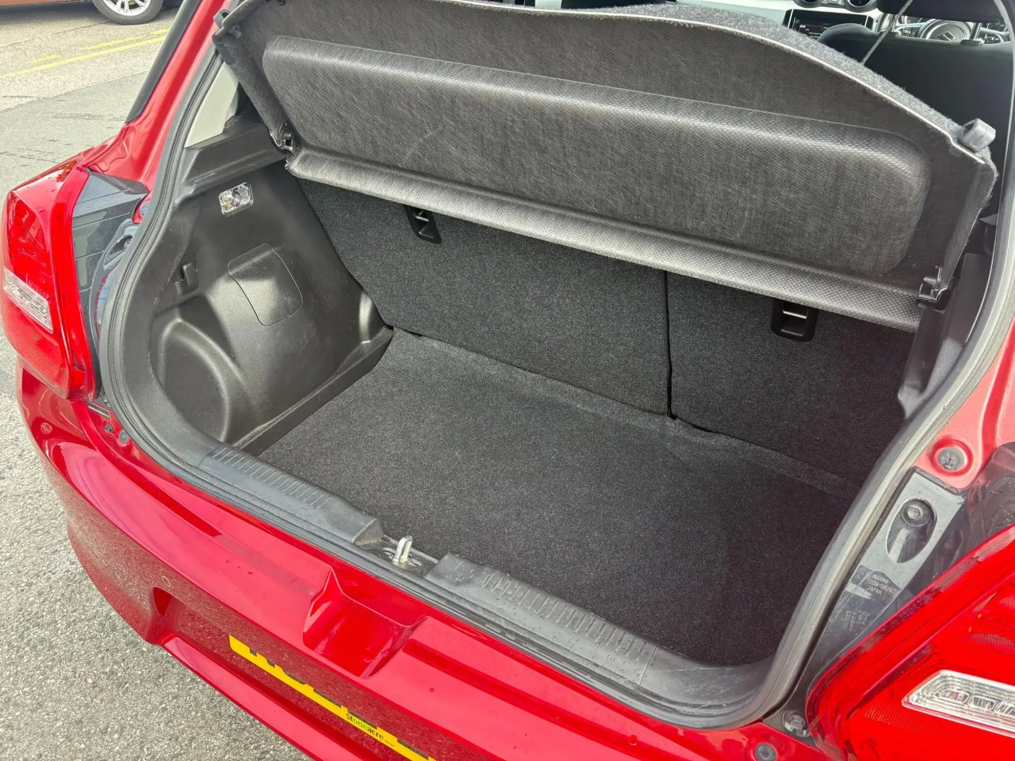 Suzuki Swift Image 14 Suzuki Swift Image 14