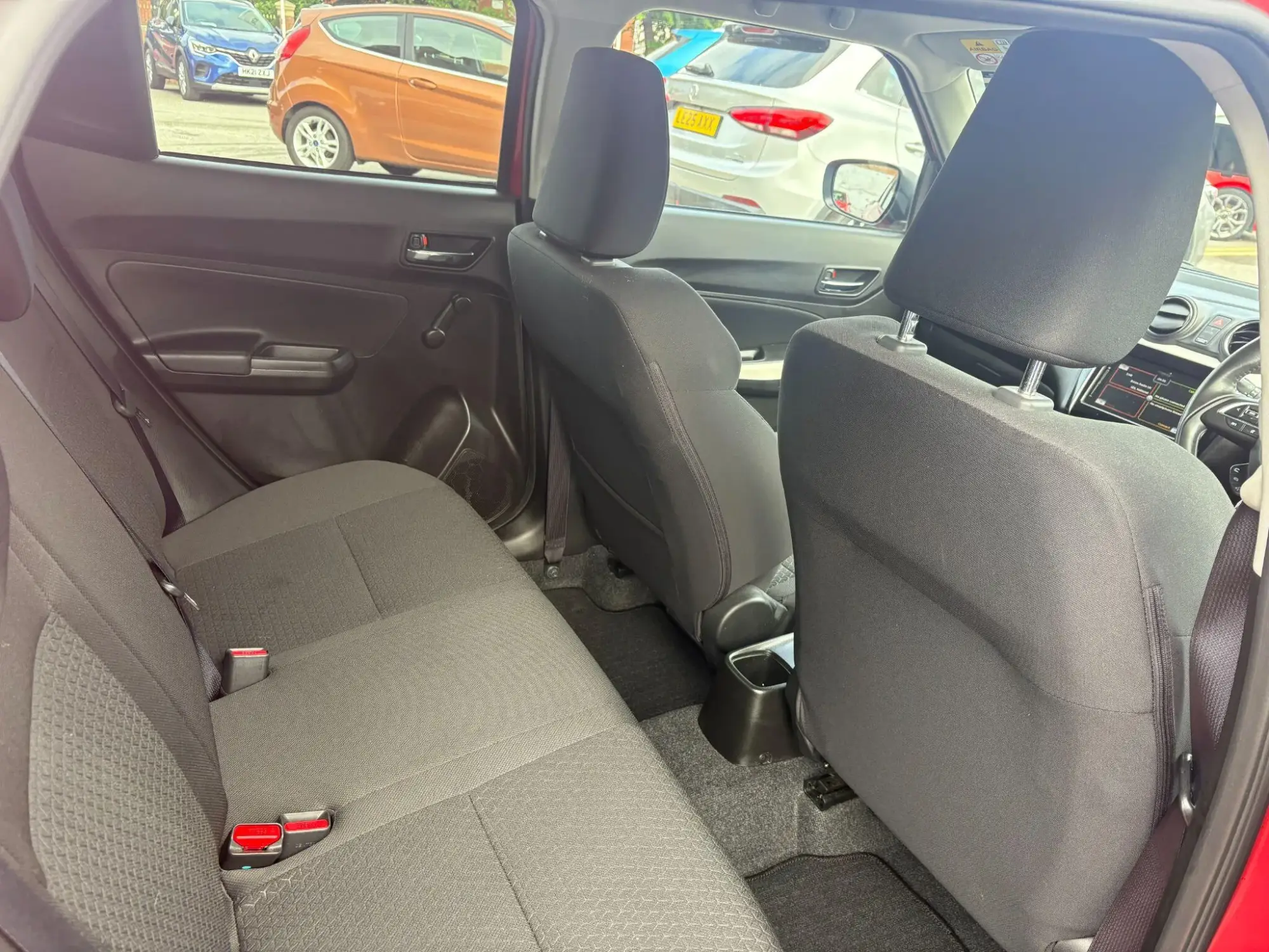 Suzuki Swift Image 16 Suzuki Swift Image 16
