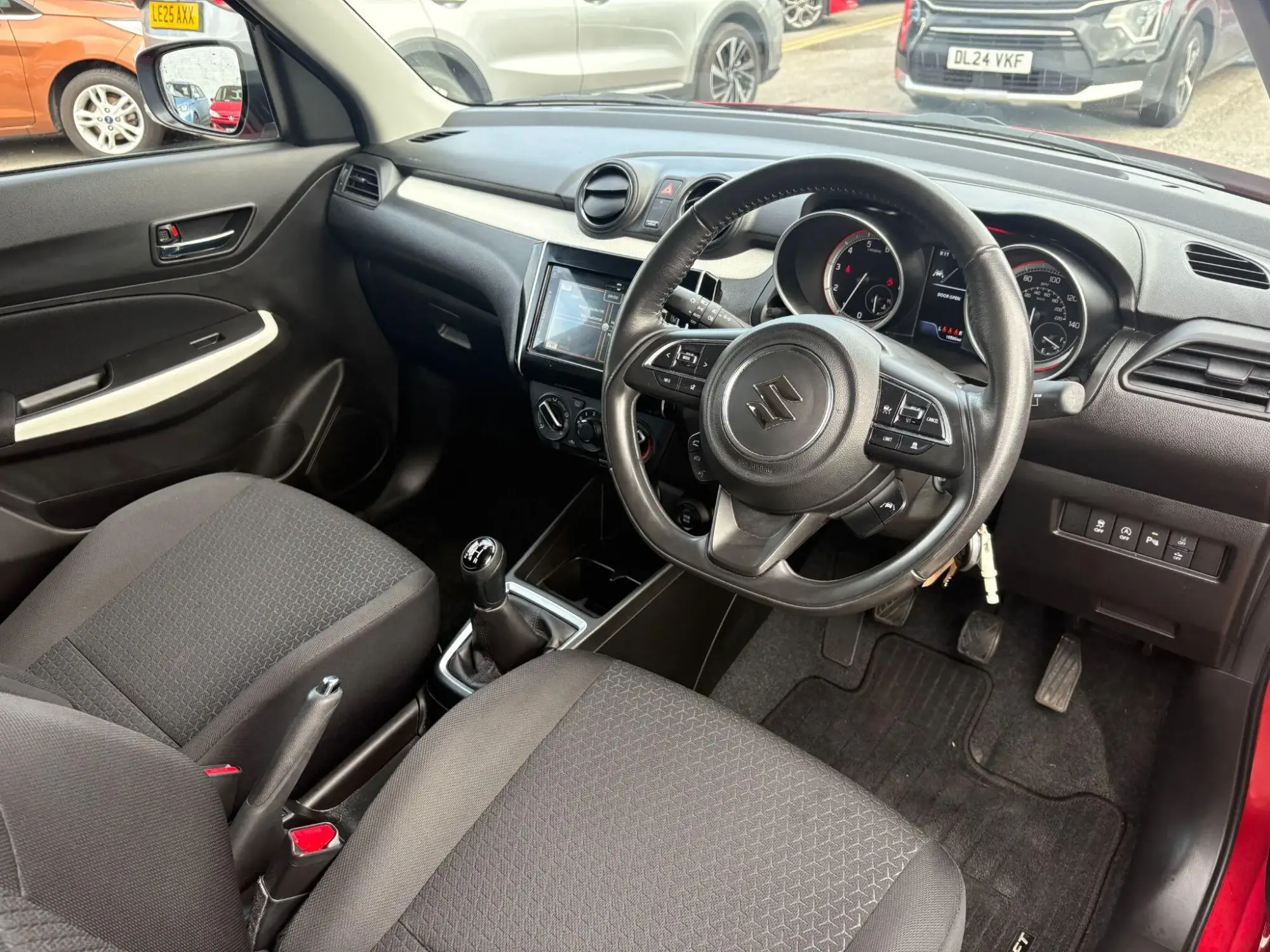 Suzuki Swift Image 18 Suzuki Swift Image 18
