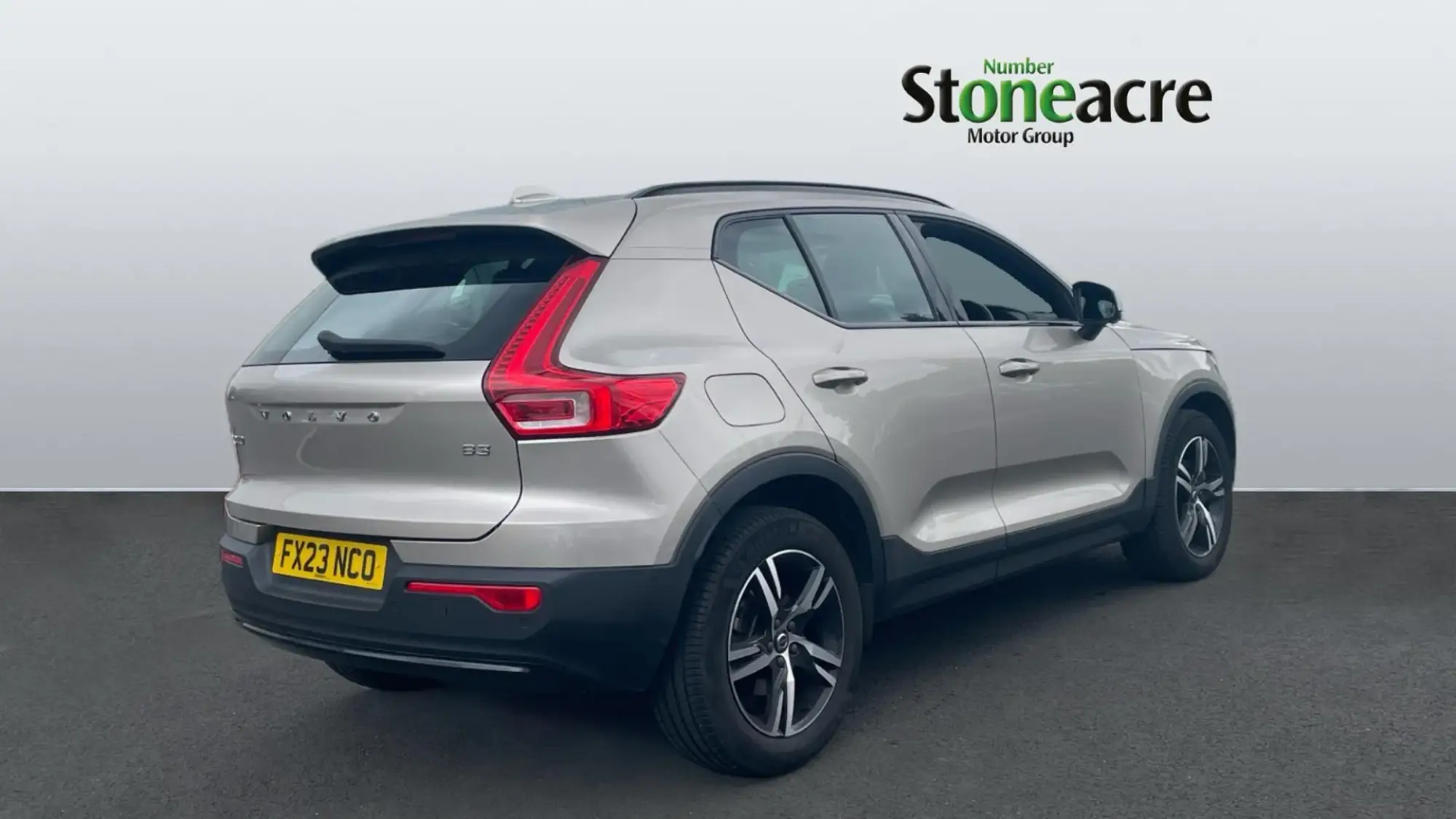 Volvo XC40 Image 2