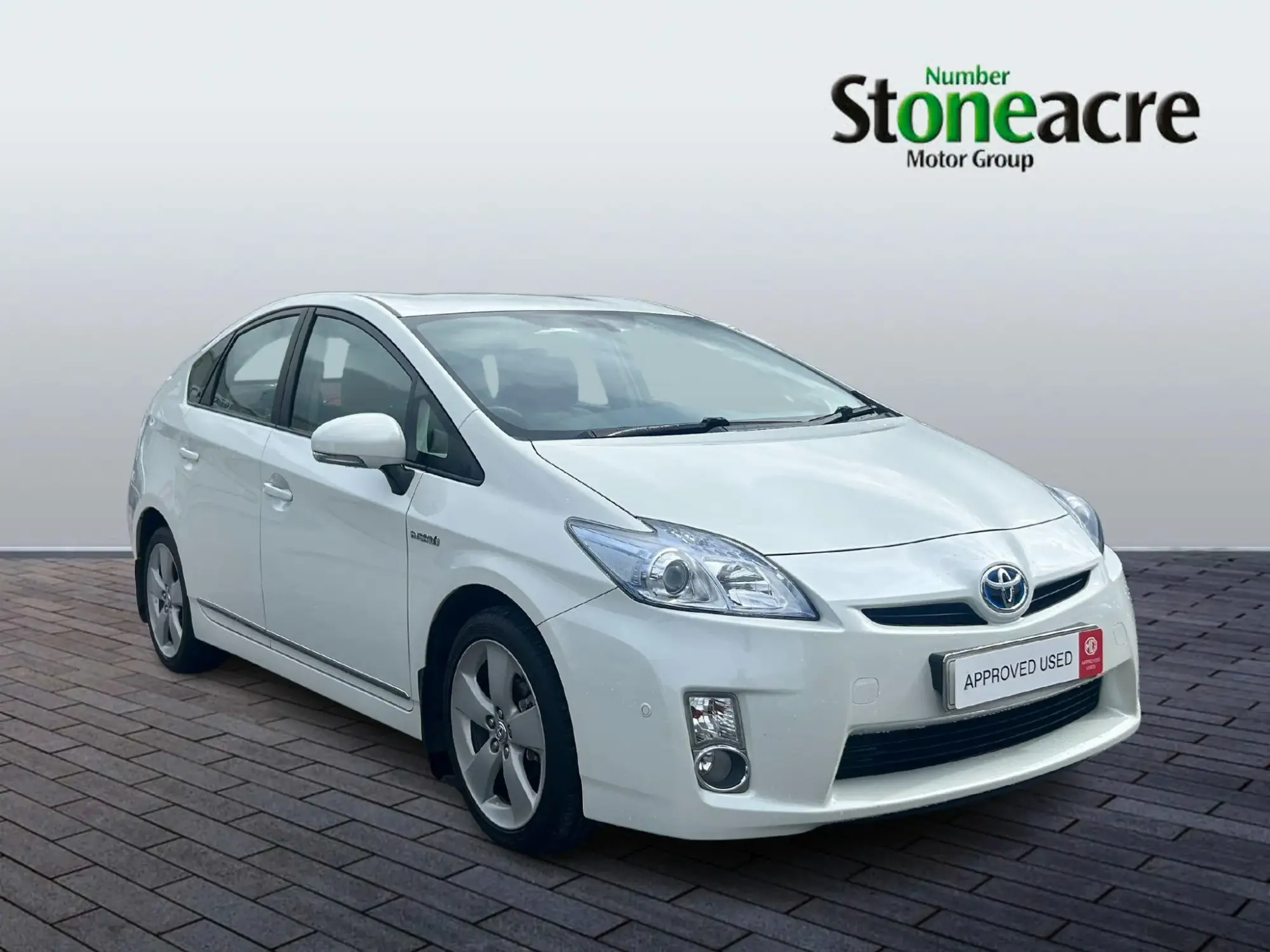 Toyota Prius 1.8 VVT-h T Spirit CVT Euro 5 (s/s) 5dr NV61LHU Image 1
