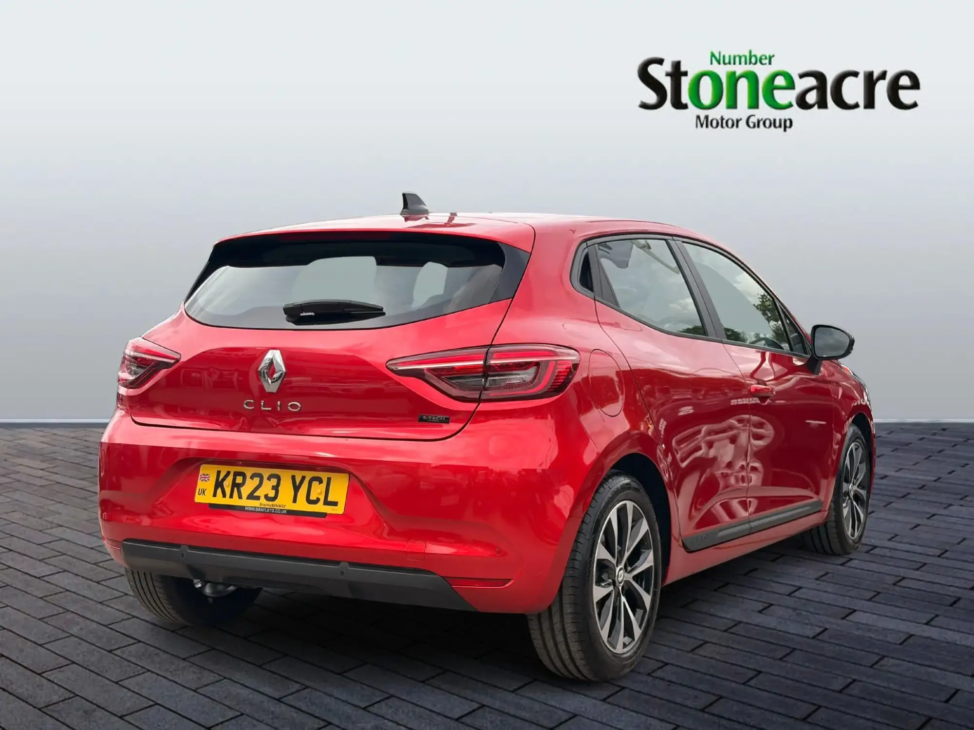 Renault Clio E-Tech Evolution E-TECH Hybrid 145 Auto MY22 KR23YCL Image 3
