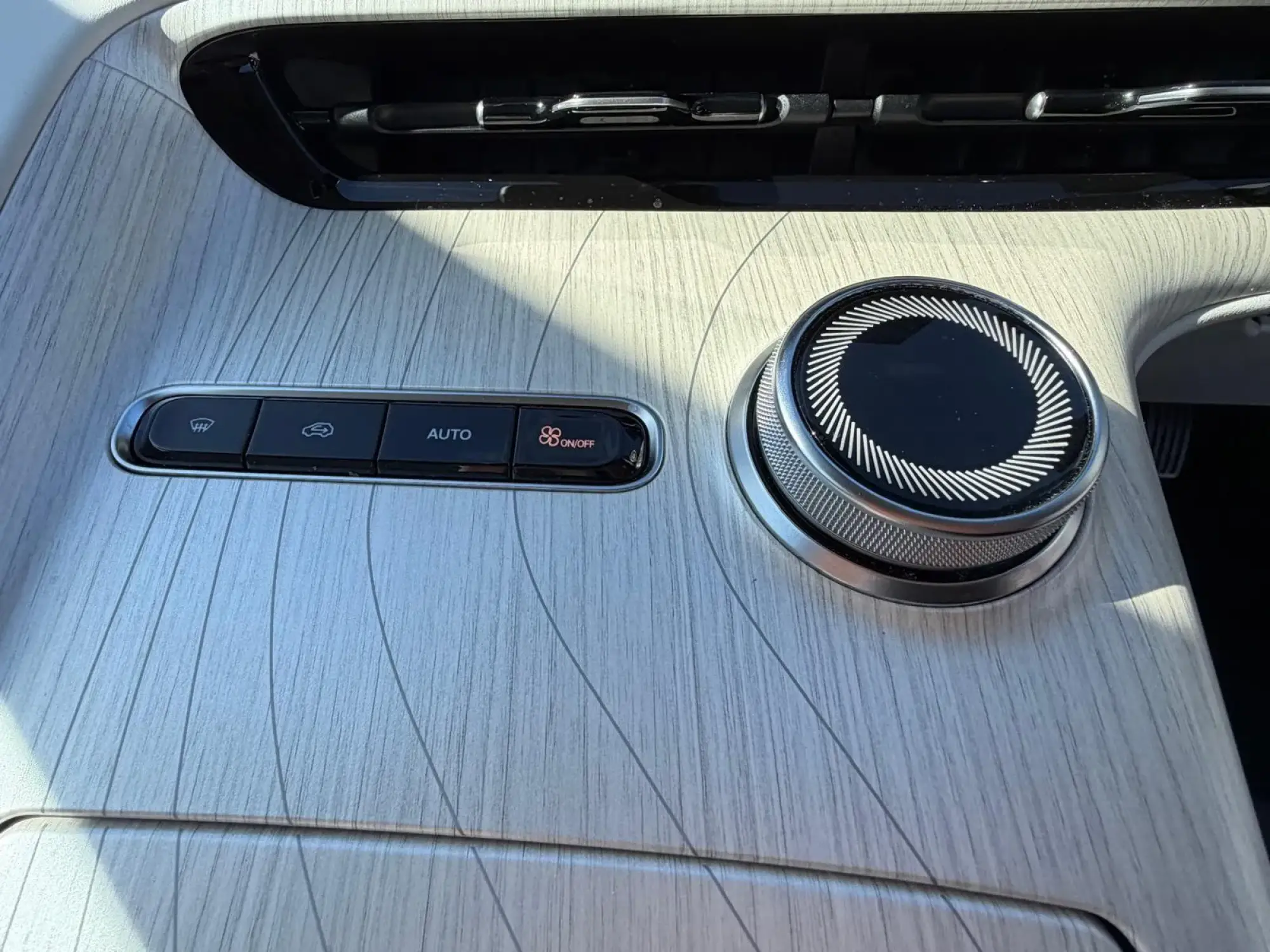 Geely EX5 Image 26