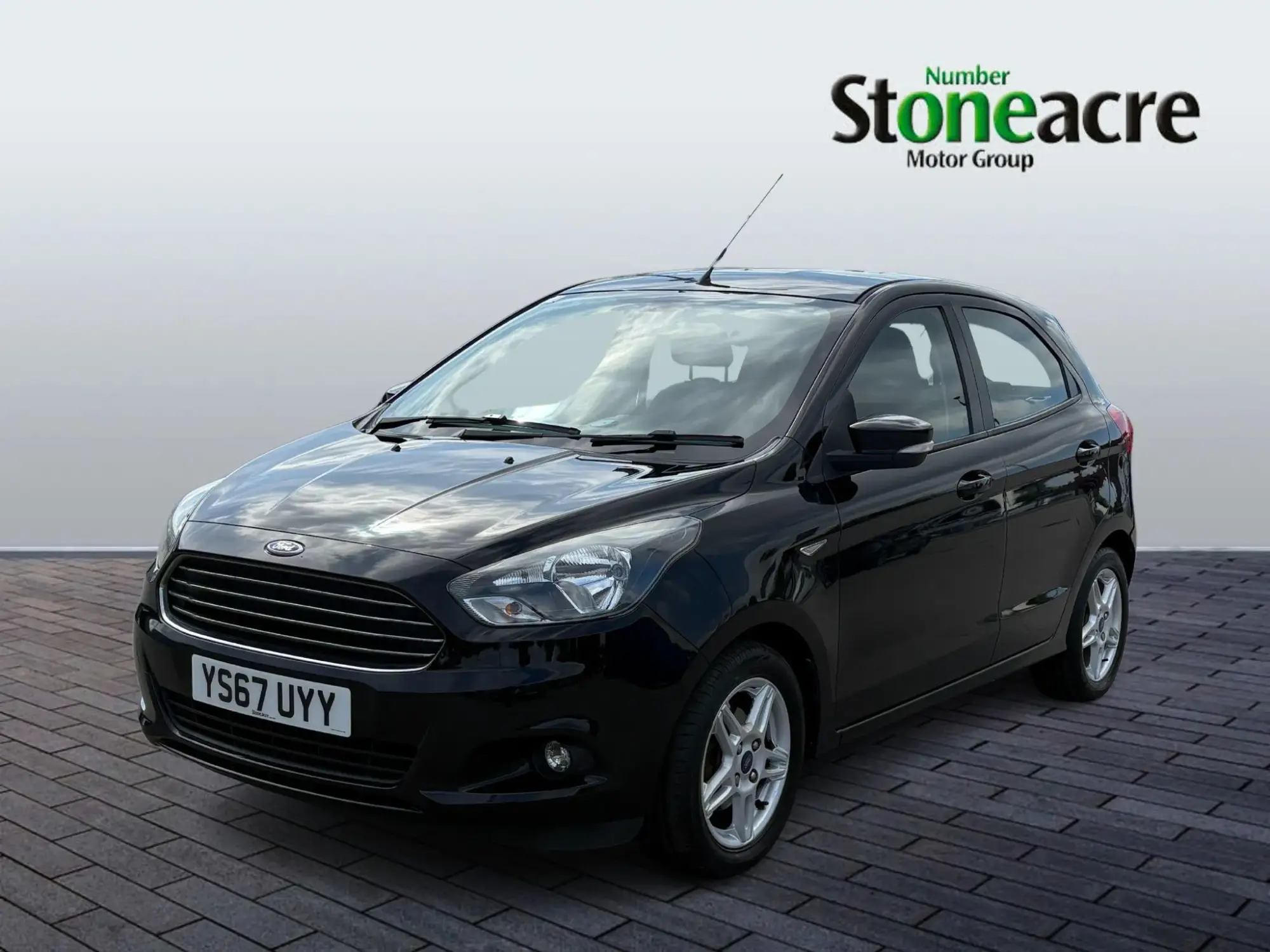 Ford Ka+ 1.2 85 Zetec Black Edition 5dr YS67UYY Image 3