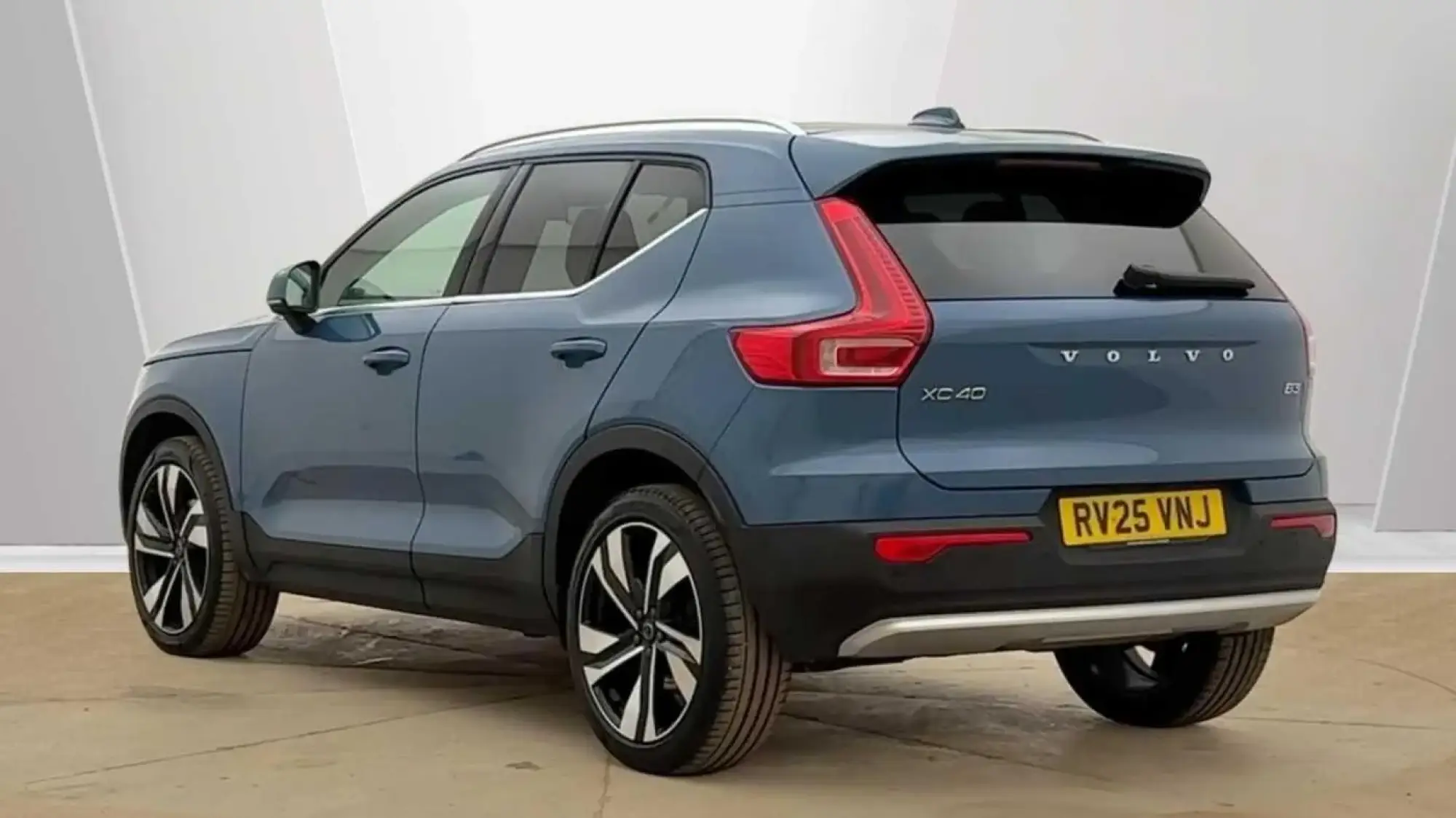 Volvo XC40 Image 3