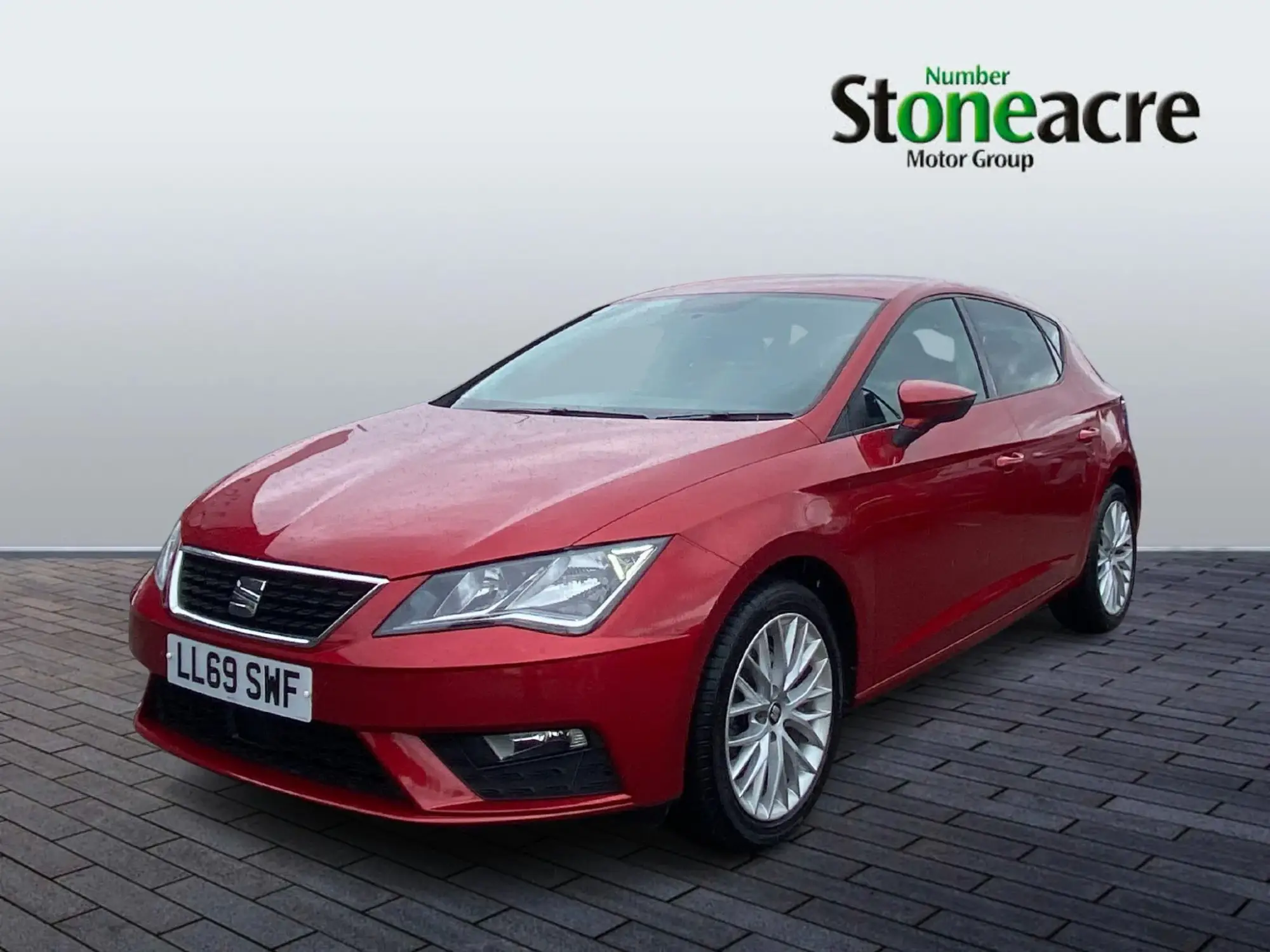 SEAT Leon 1.6 TDI SE Dynamic Hatchback 5dr Diesel Manual Euro 6 (s/s) (115 ps) LL69SWF Image 3