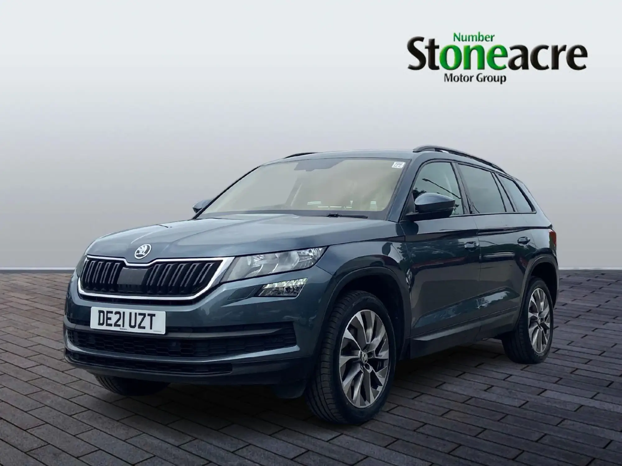 Skoda Kodiaq 1.5 TSI ACT SE Drive Euro 6 (s/s) 5dr (7 Seat) DE21UZT Image 3