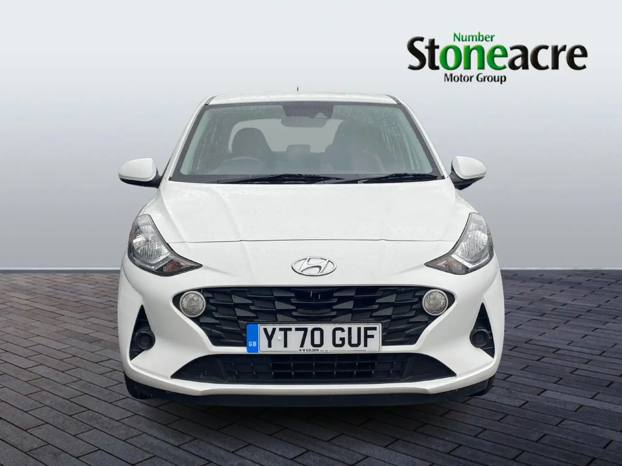 Hyundai i10 Image 2