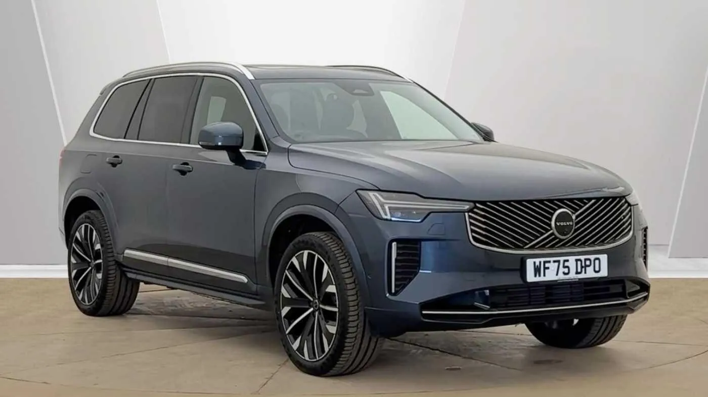 Volvo XC90 Plug-In Hybrid listing photo