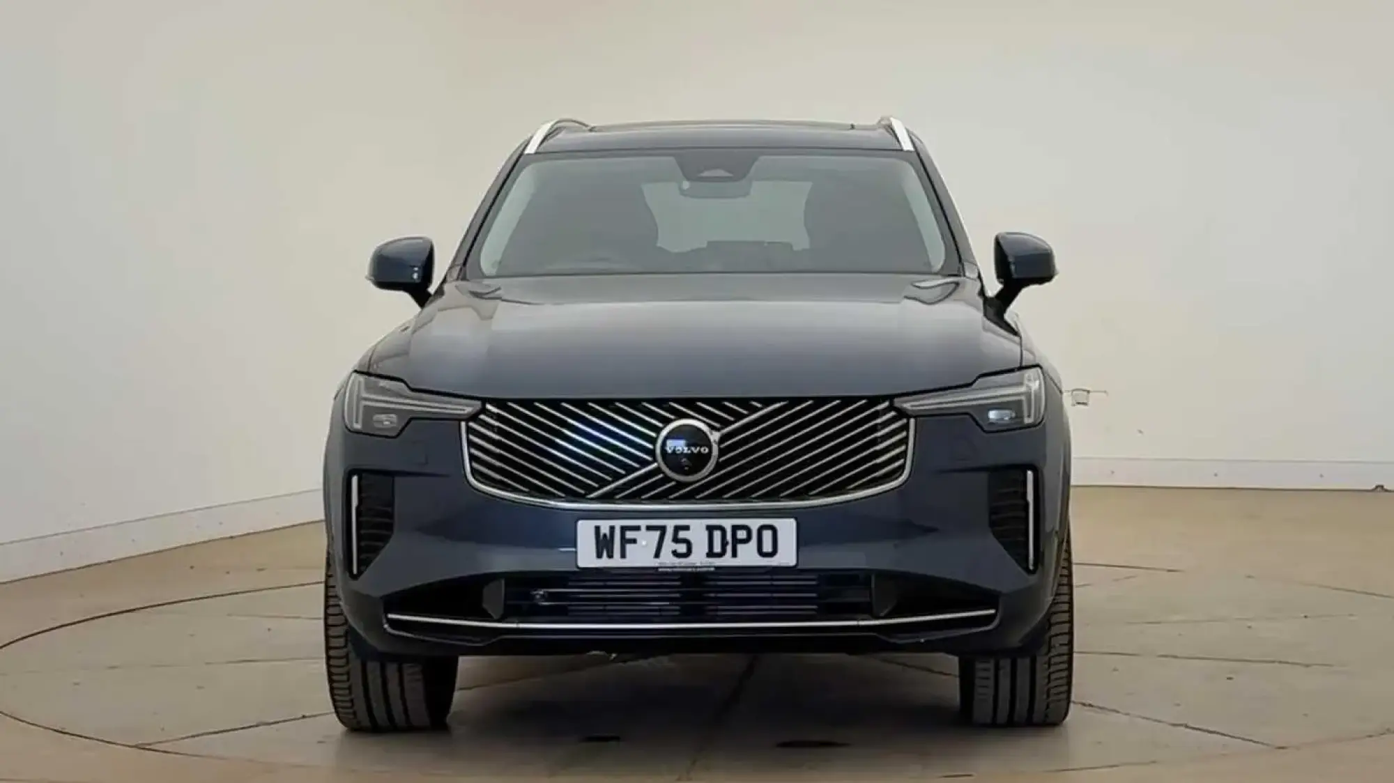 Volvo XC90 Plug-In Hybrid 2.0 T8 18.8kWh Ultra Bright Auto 4WD Euro 6 (s/s) 5dr WF75DPO Image 2