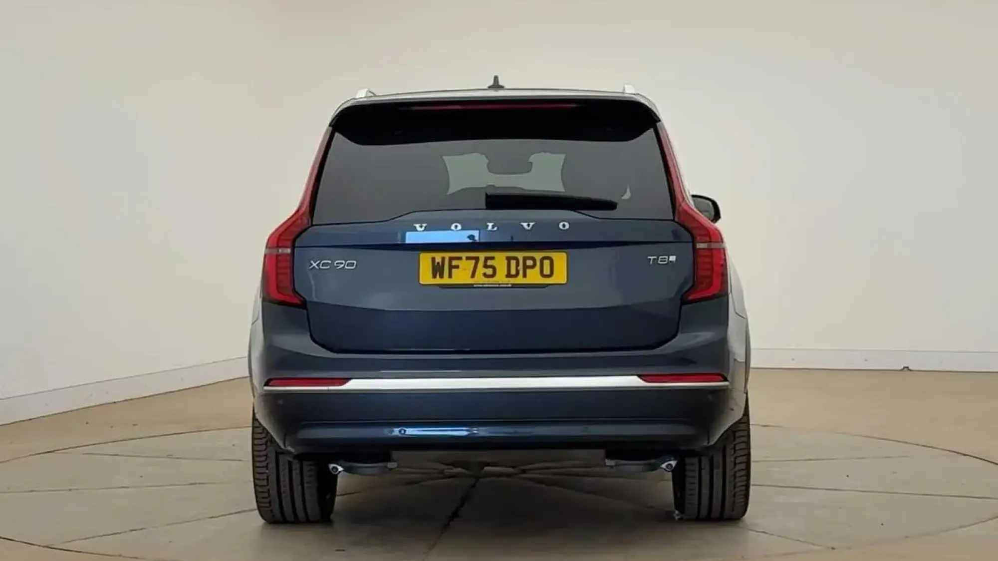 Volvo XC90 Plug-In Hybrid Image 7 Volvo XC90 Plug-In Hybrid Image 7