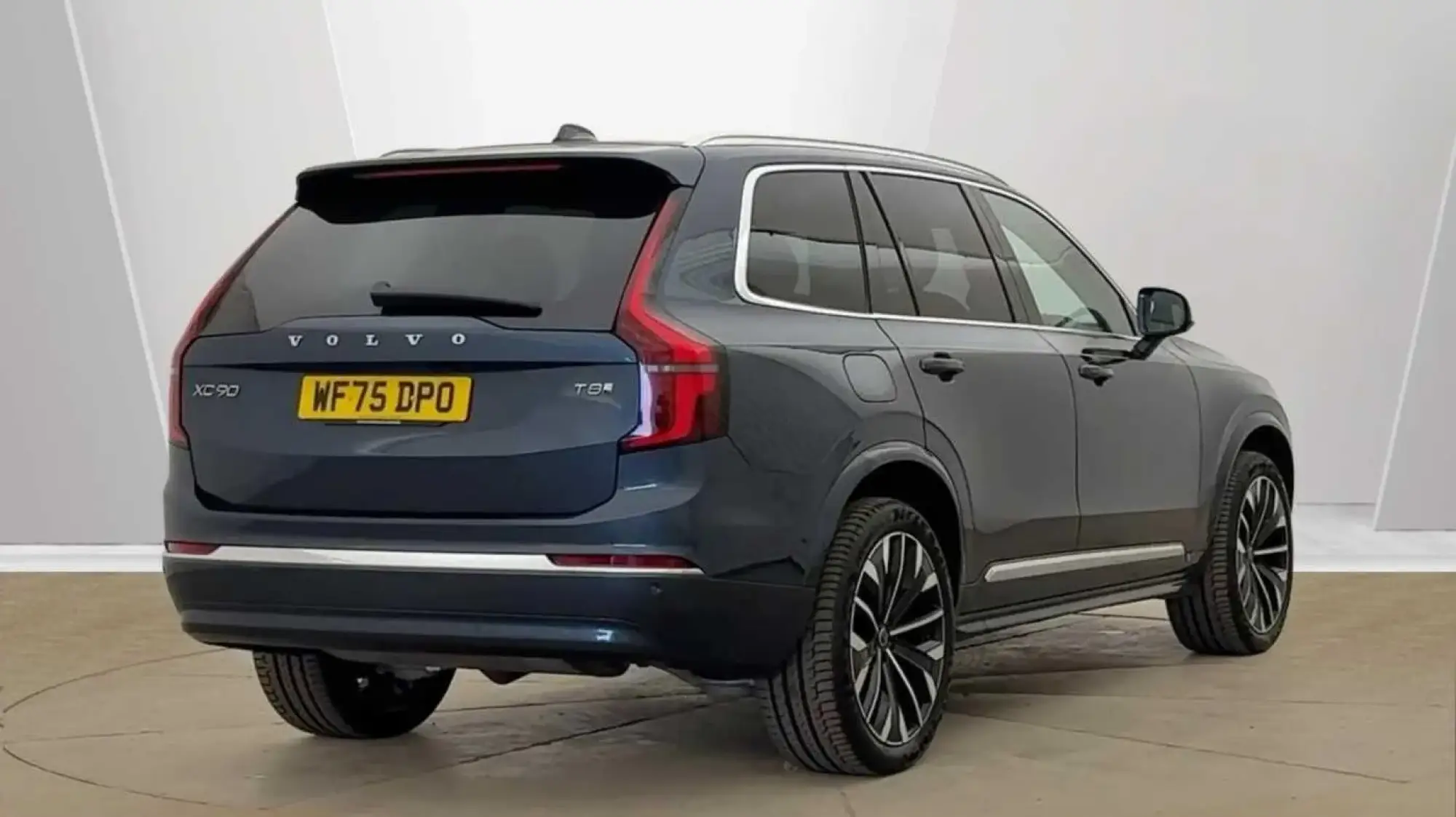Volvo XC90 Plug-In Hybrid Image 9 Volvo XC90 Plug-In Hybrid Image 9