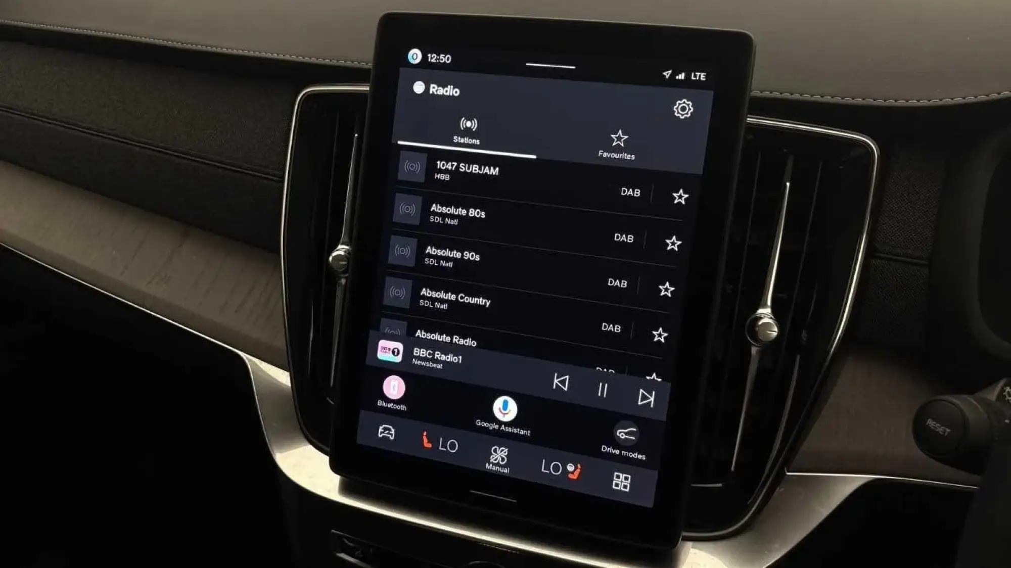 Volvo XC90 Plug-In Hybrid Image 29 Volvo XC90 Plug-In Hybrid Image 29