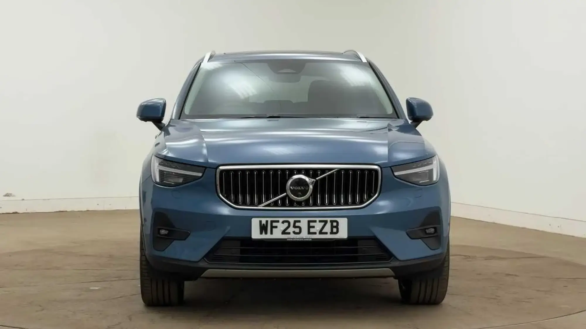 Volvo XC40 Image 2