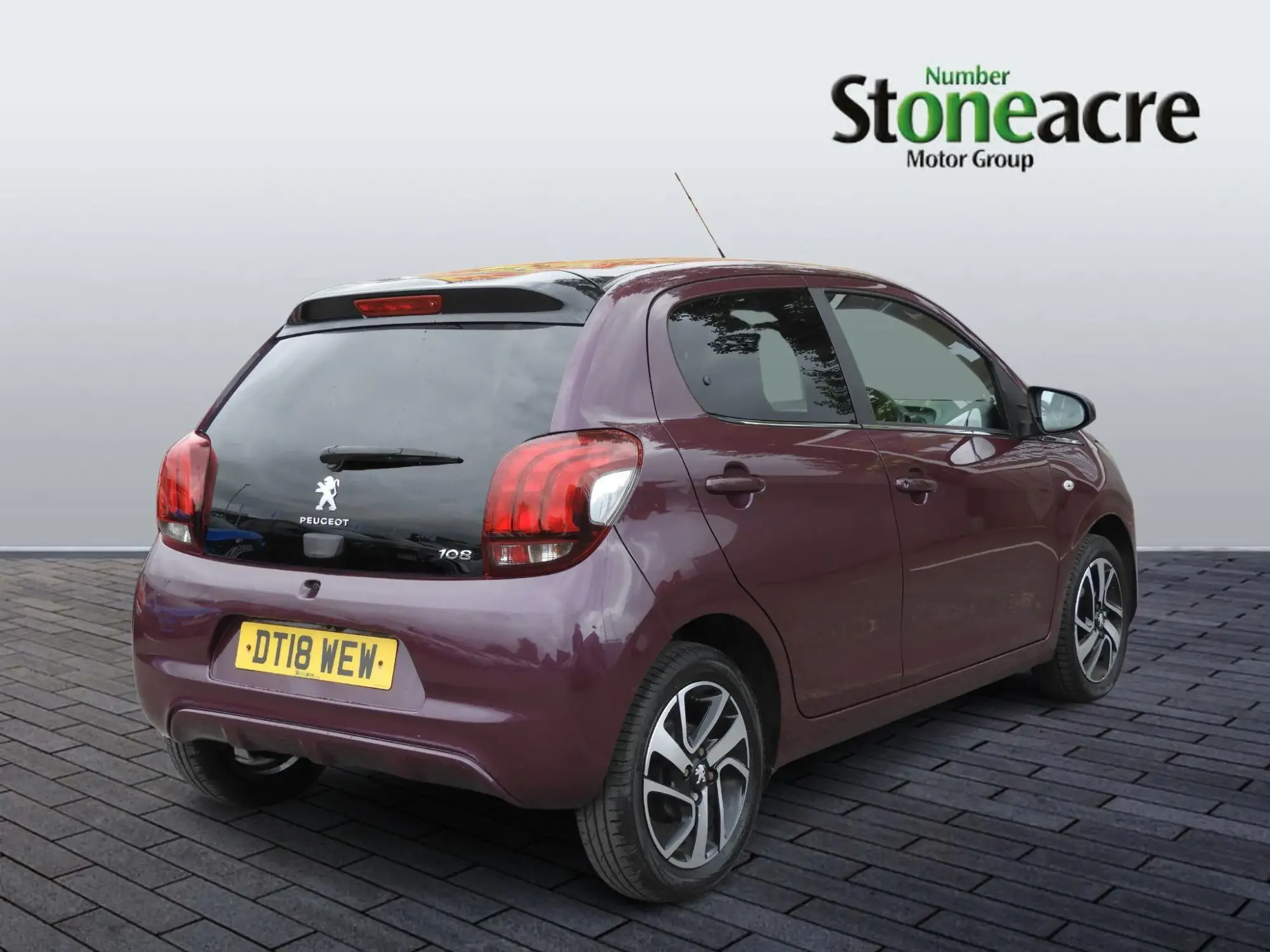Peugeot 108 1.0 72 Allure 5dr DT18WEW Image 3