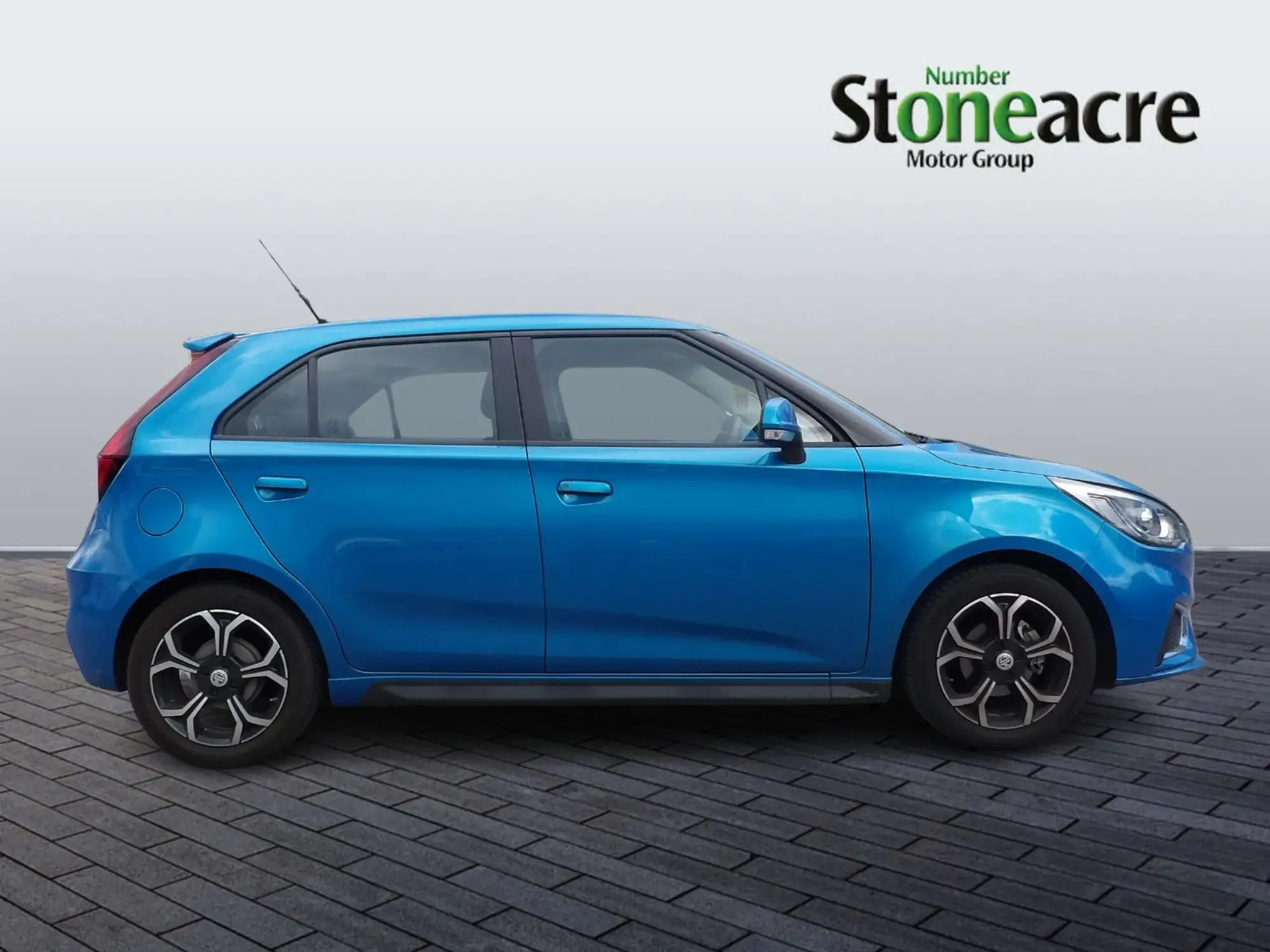 MG 3 1.5 VTi-TECH Exclusive Nav Euro 6 (s/s) 5dr FD24VRV Image 2