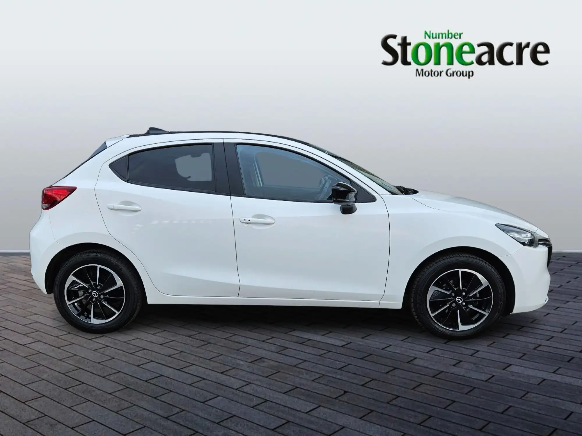 Mazda 2 1.5 e-SKYACTIV-G MHEV Homura Aka Euro 6 (s/s) 5dr NG73OEH Image 2