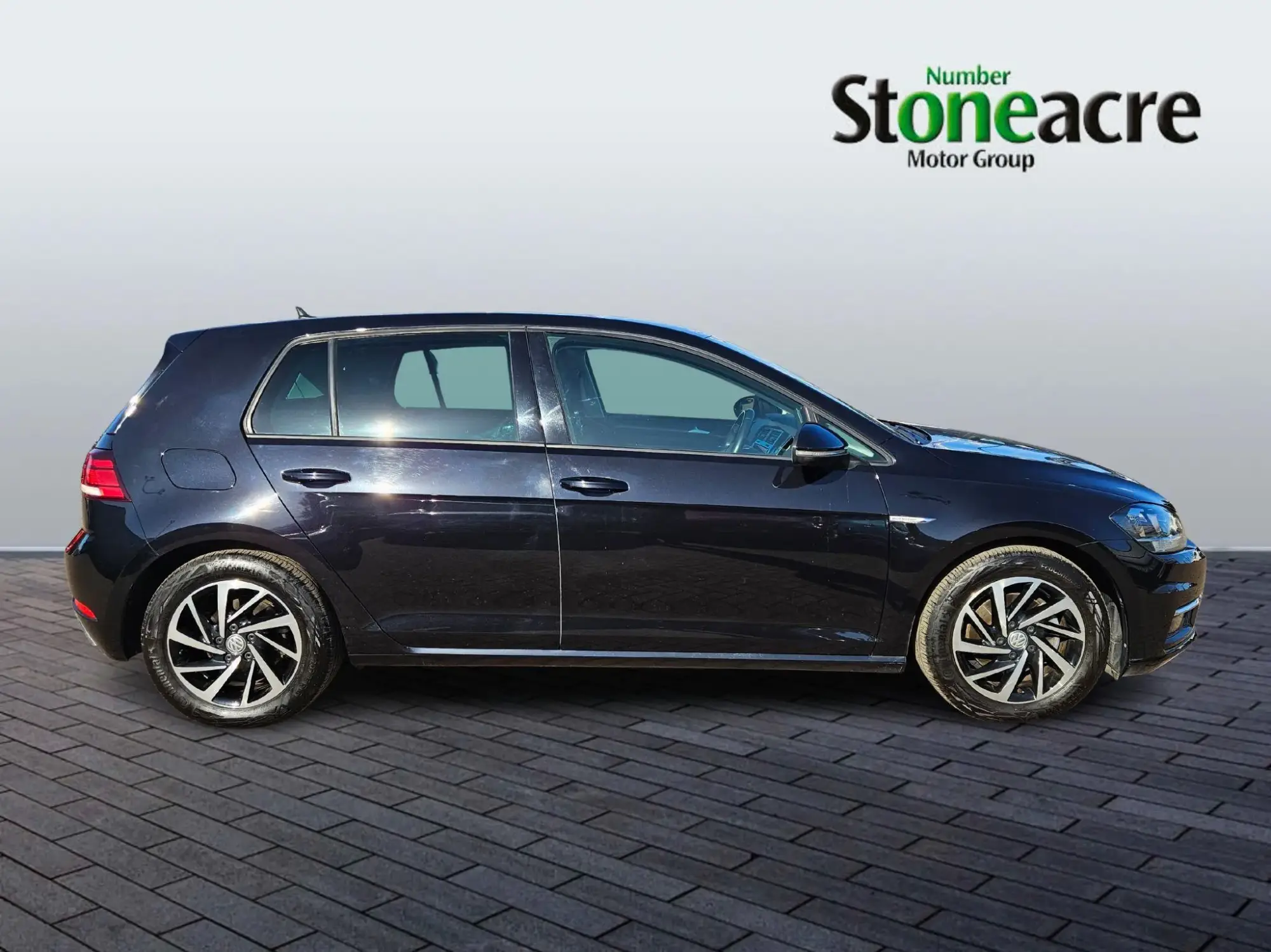 Volkswagen Golf 1.5 TSI EVO Match DSG Euro 6 (s/s) 5dr NG19ZWC Image 2