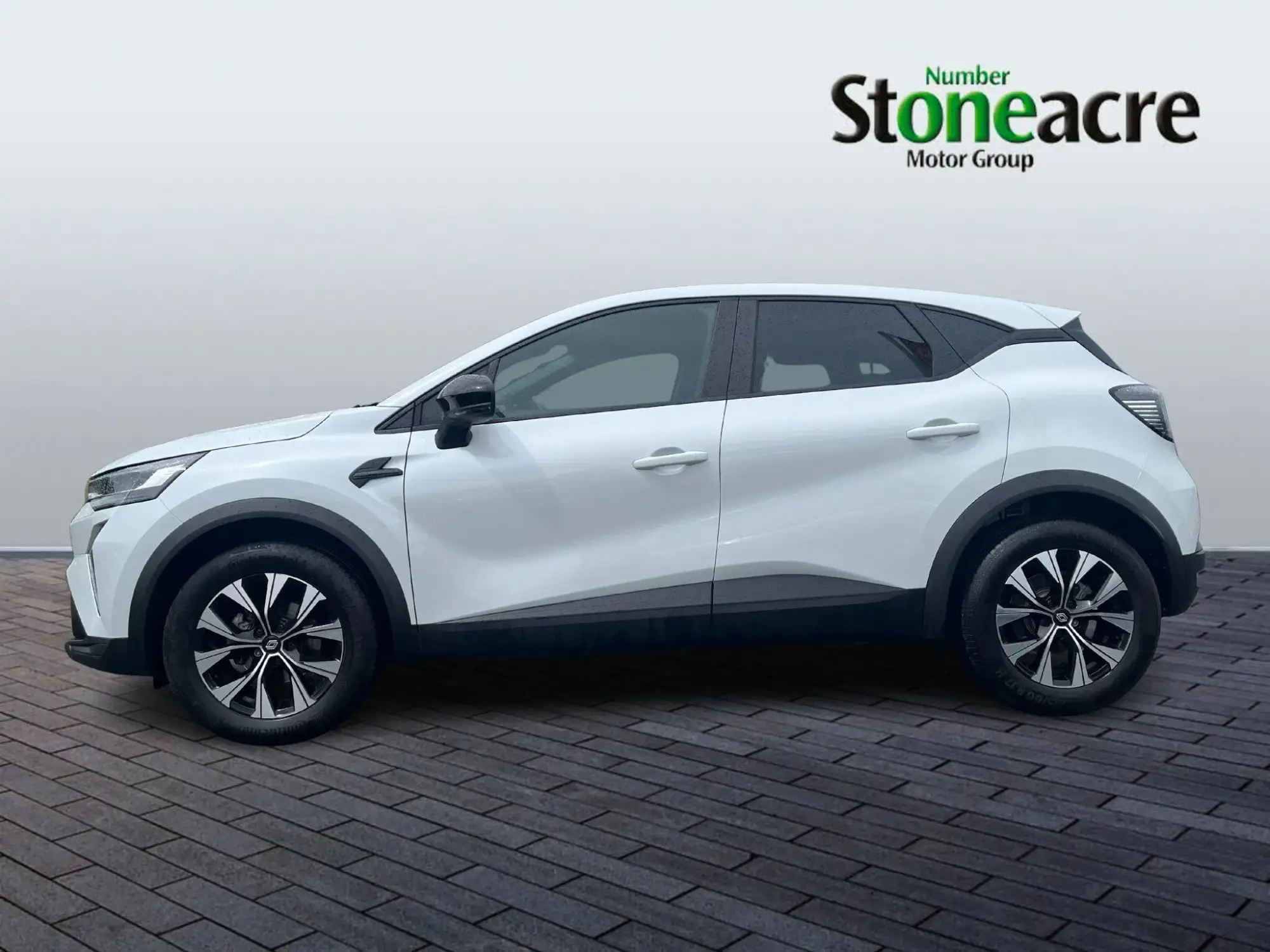 Renault Captur Image 2