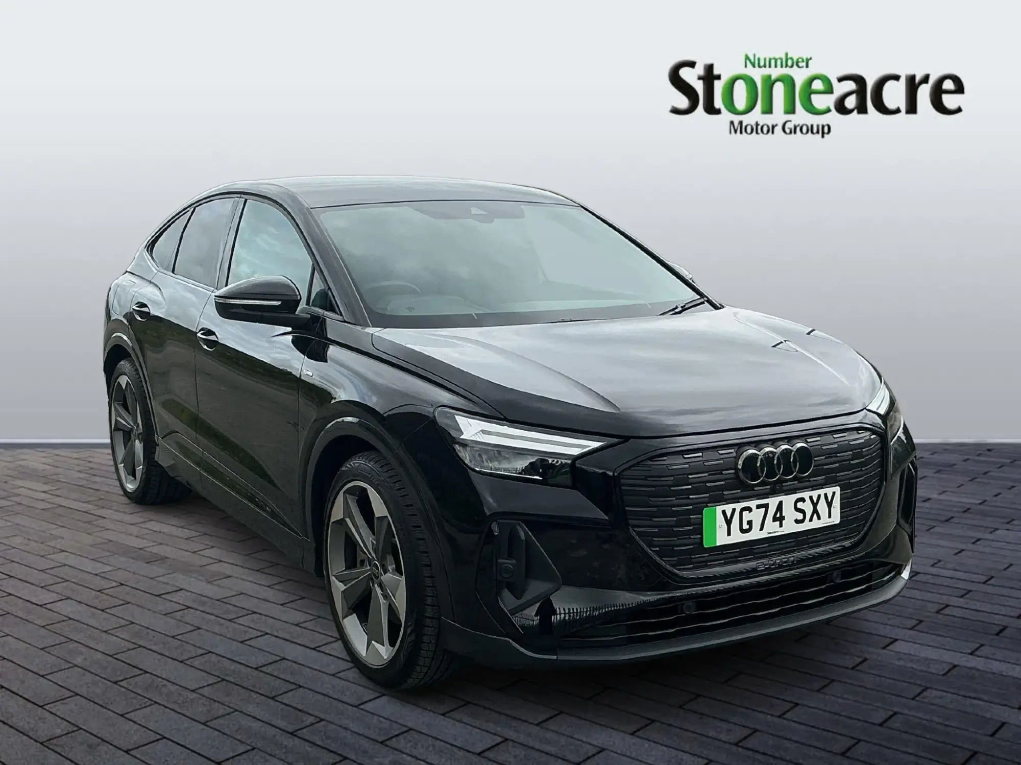 Audi Q4 e-tron 55 Black Edition Sportback Auto quattro 5dr 82kWh YG74SXY Image 1 Audi Q4 e-tron 55 Black Edition Sportback Auto quattro 5dr 82kWh YG74SXY Image 1