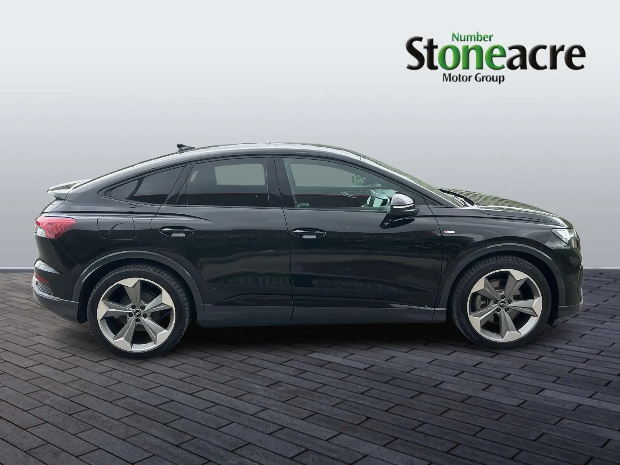 Audi Q4 e-tron Image 8 Audi Q4 e-tron Image 8
