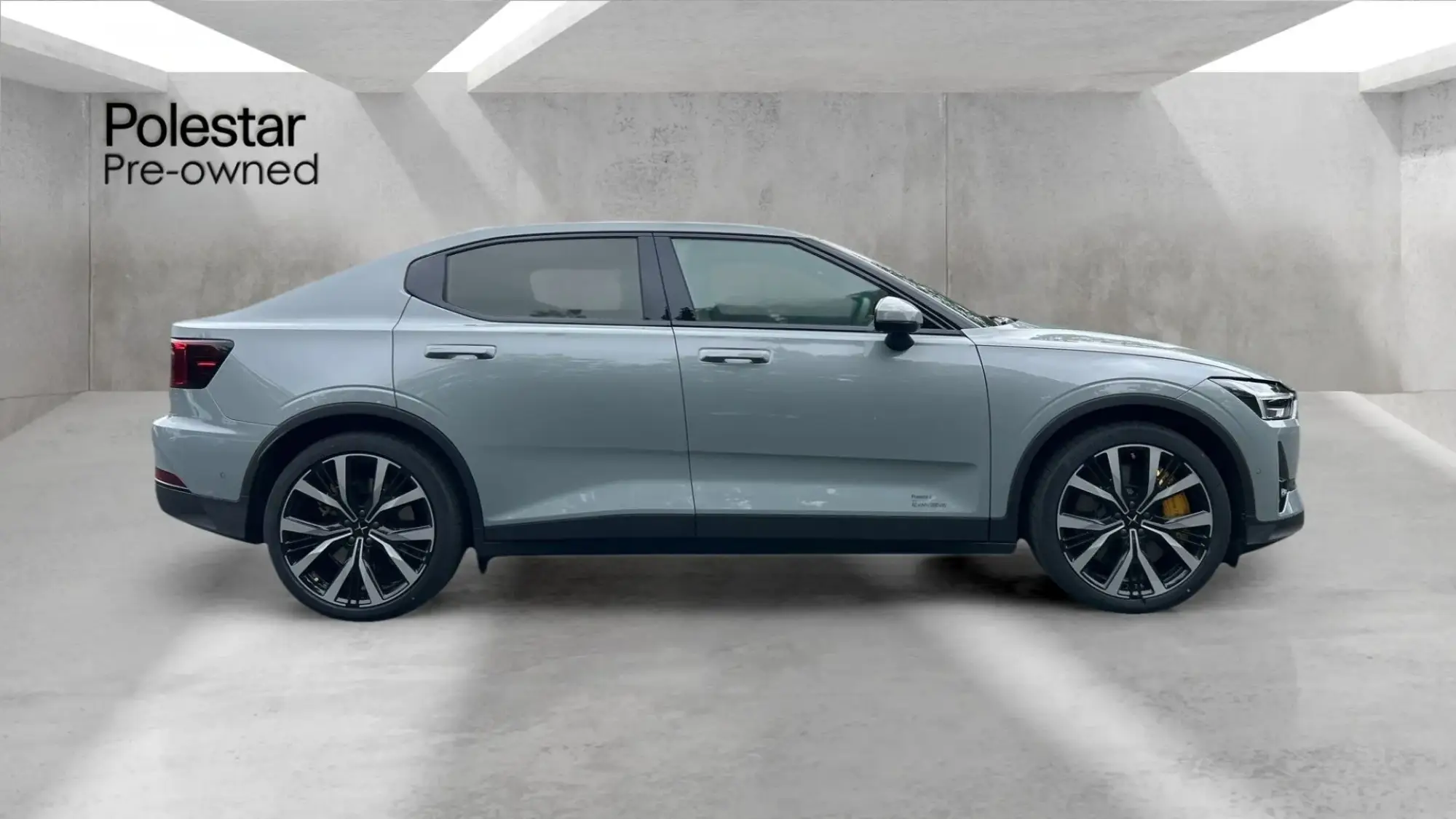 Polestar 2 Dual Motor 82kWh Long Range Performance Fastback Auto 4WDE 5dr OE26XXB Image 2