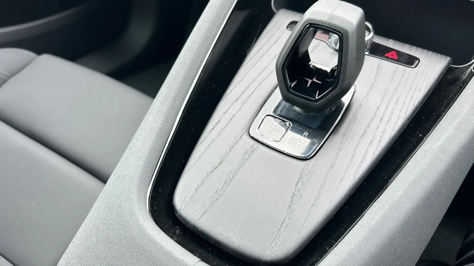 Polestar 2 Image 12