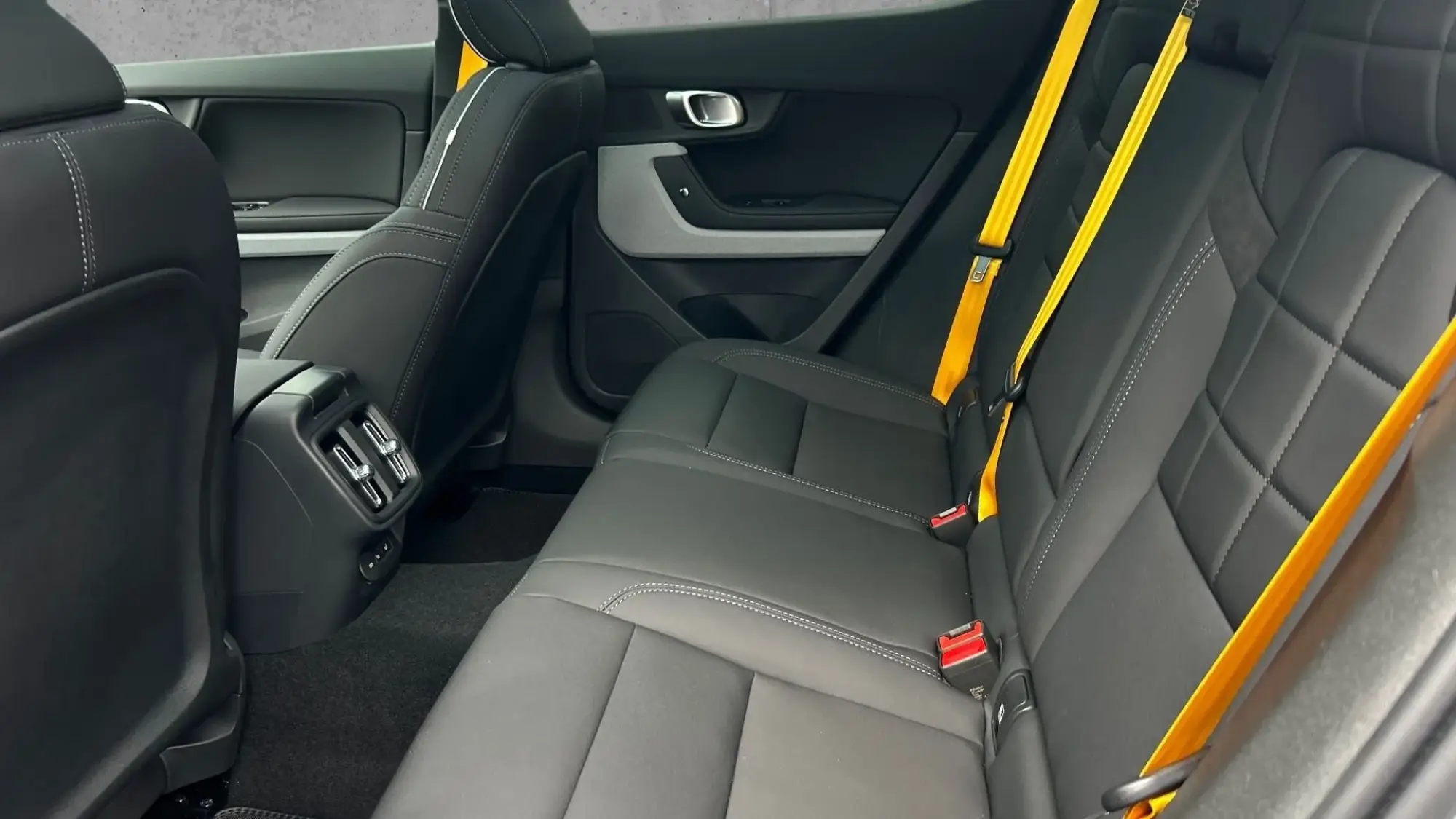 Polestar 2 Image 24