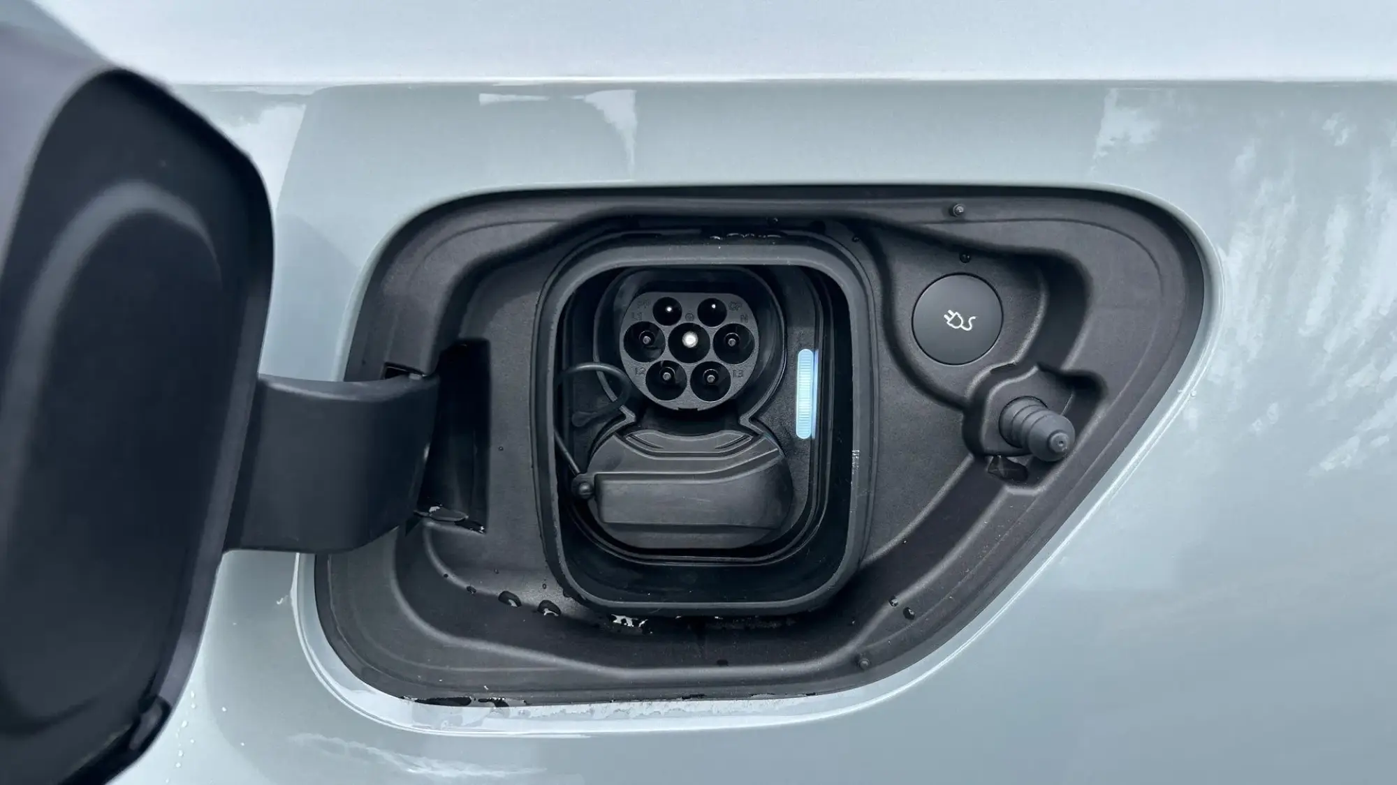 Polestar 2 Image 32