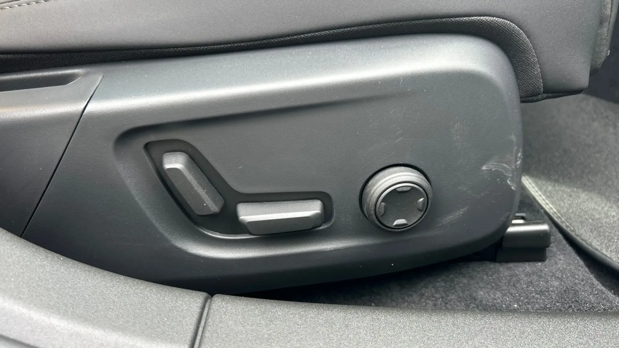 Polestar 2 Image 37