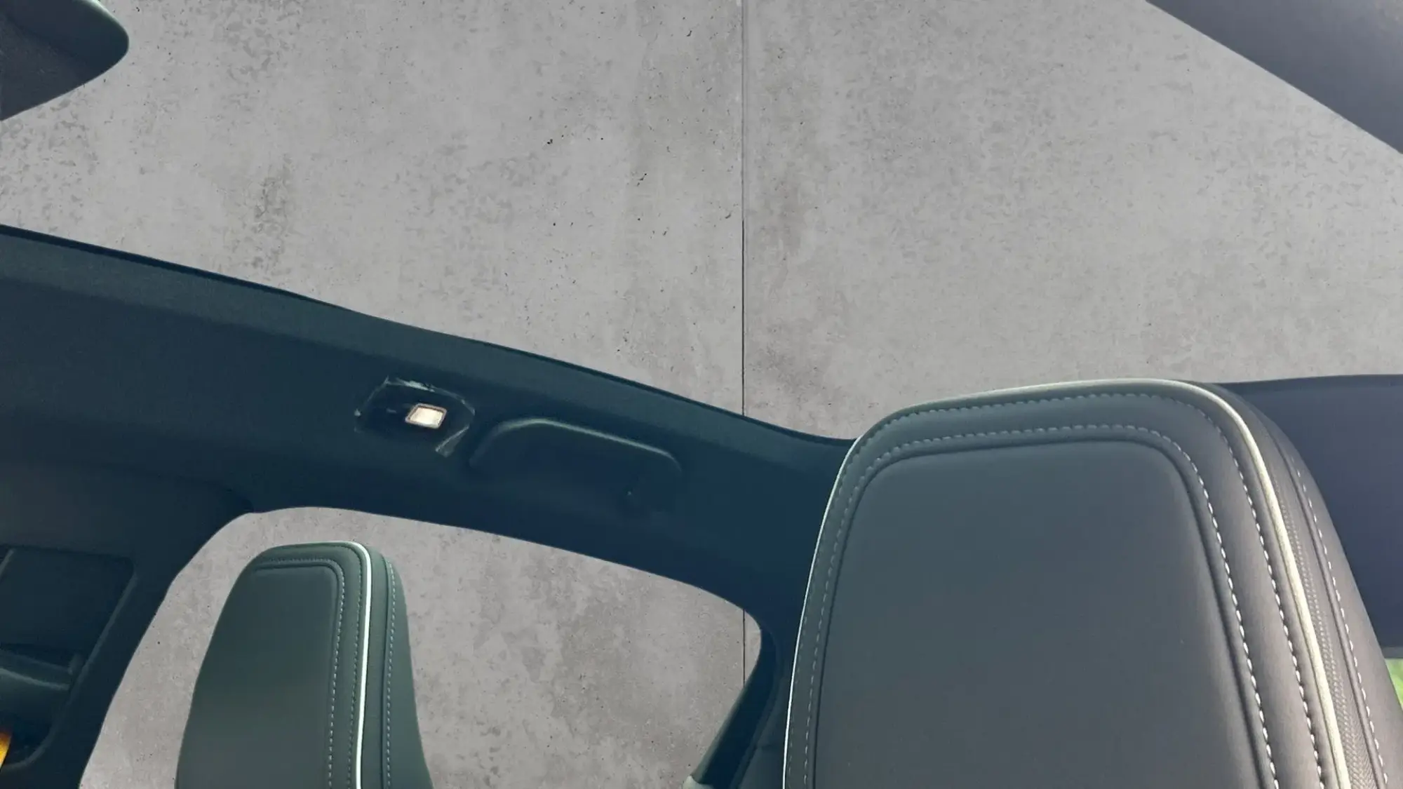 Polestar 2 Image 38