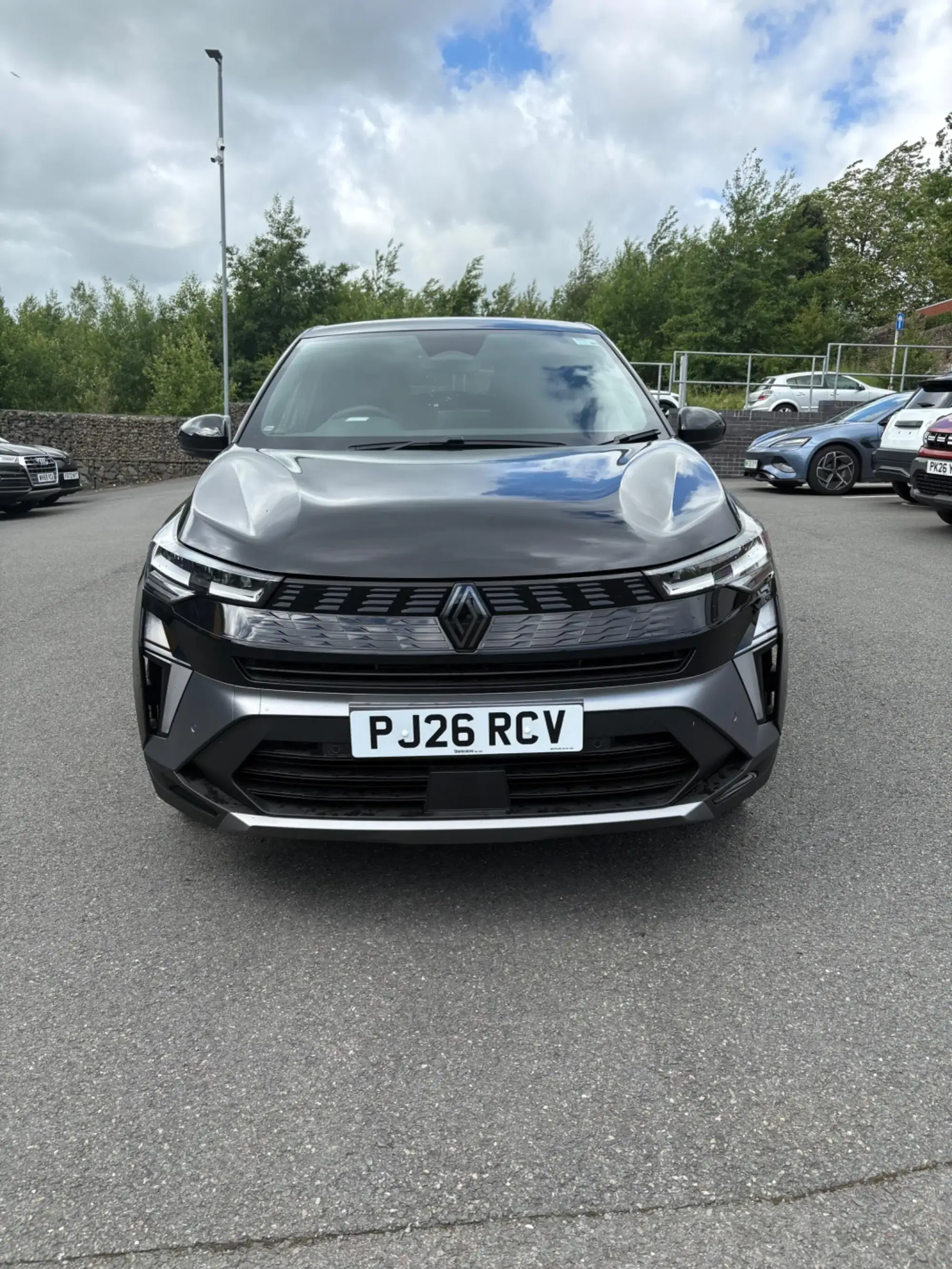 Renault Symbioz 1.8 E-TECH techno esprit Alpine Auto Euro 6 (s/s) 5dr PJ26RCV Image 2