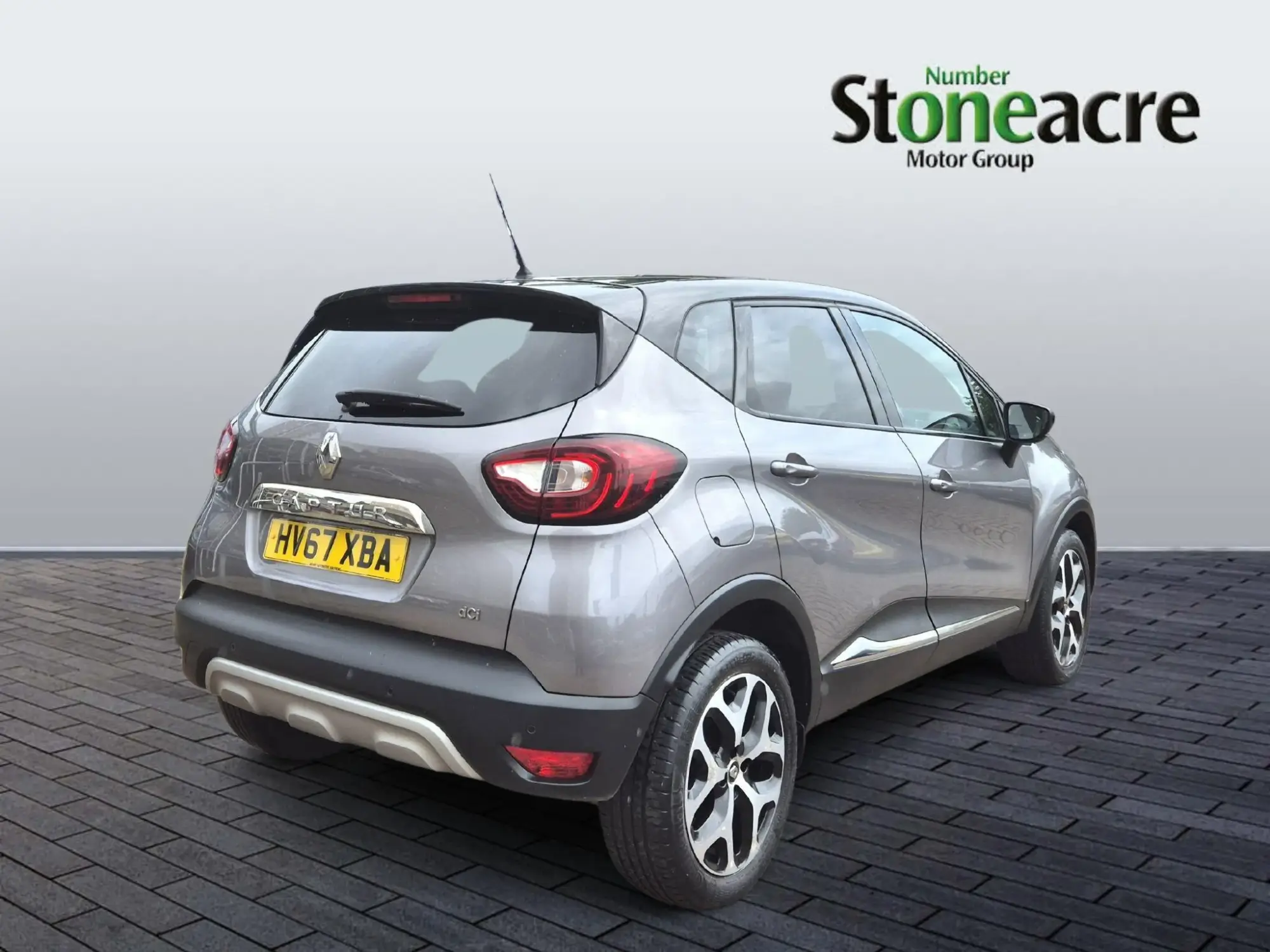 Renault Captur 1.5 dCi 90 Dynamique S Nav 5dr HV67XBA Image 3