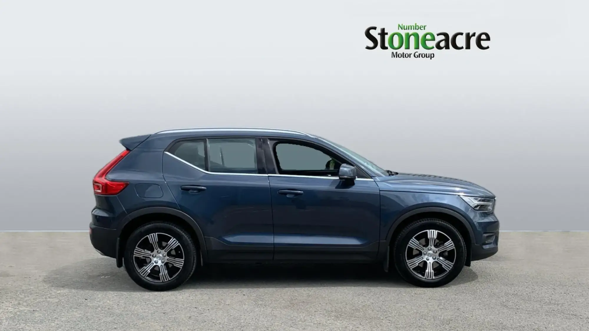 Volvo XC40 Image 3