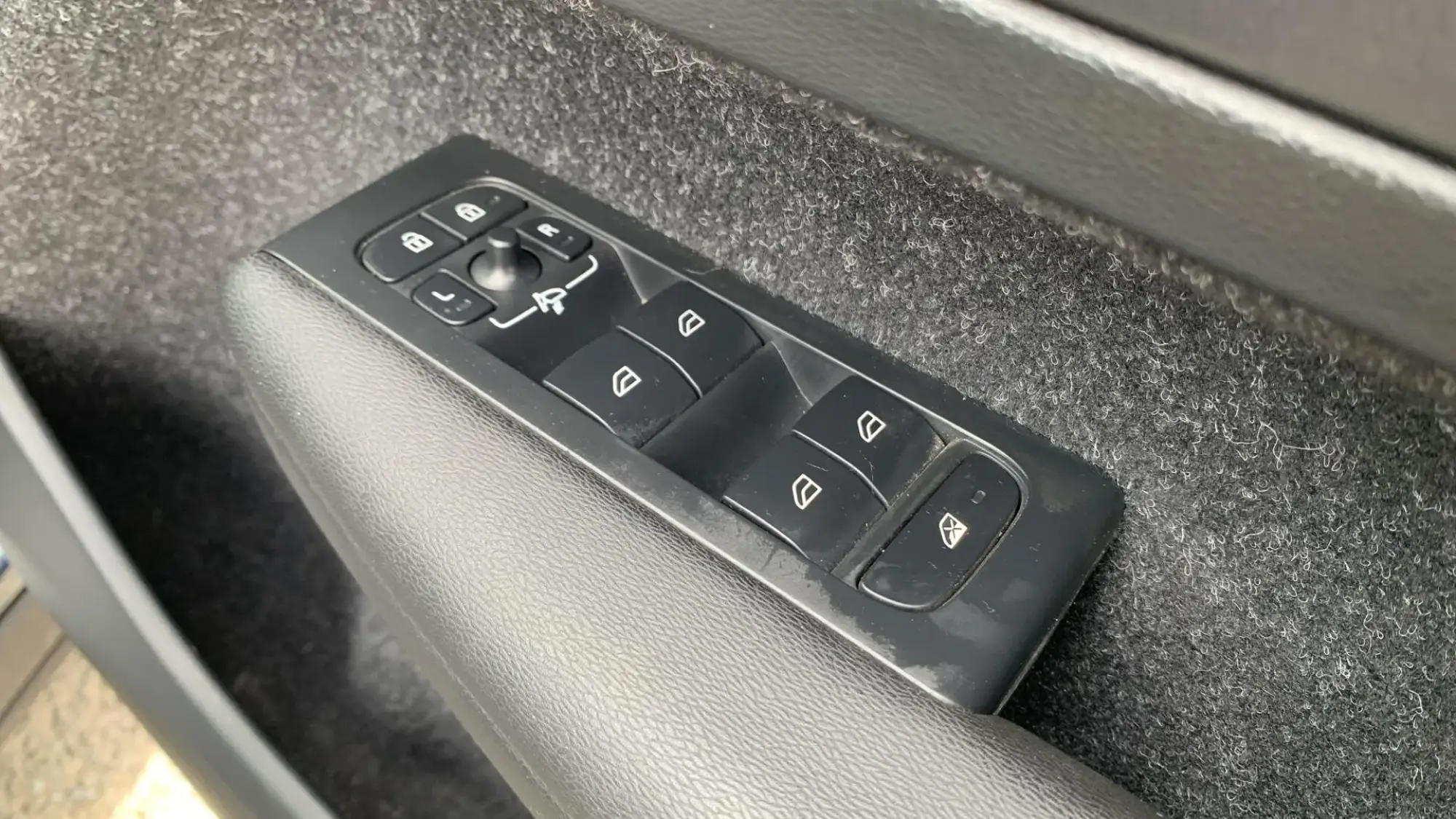 Volvo XC40 Image 24 Volvo XC40 Image 24