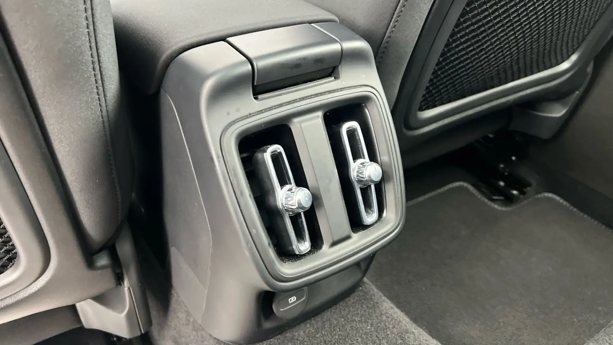 Polestar 2 Image 20 Polestar 2 Image 20