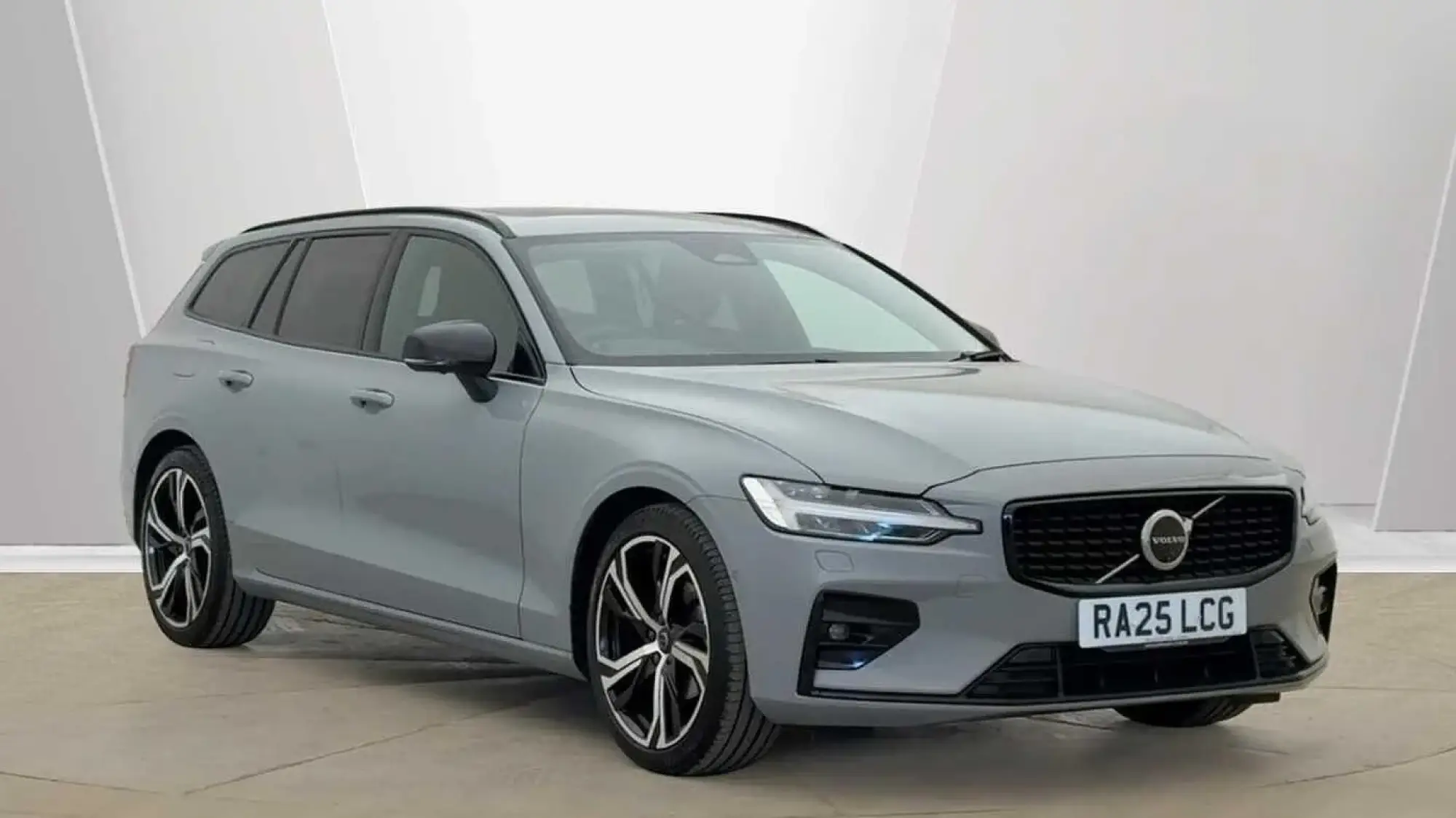 Volvo V60 Image 1