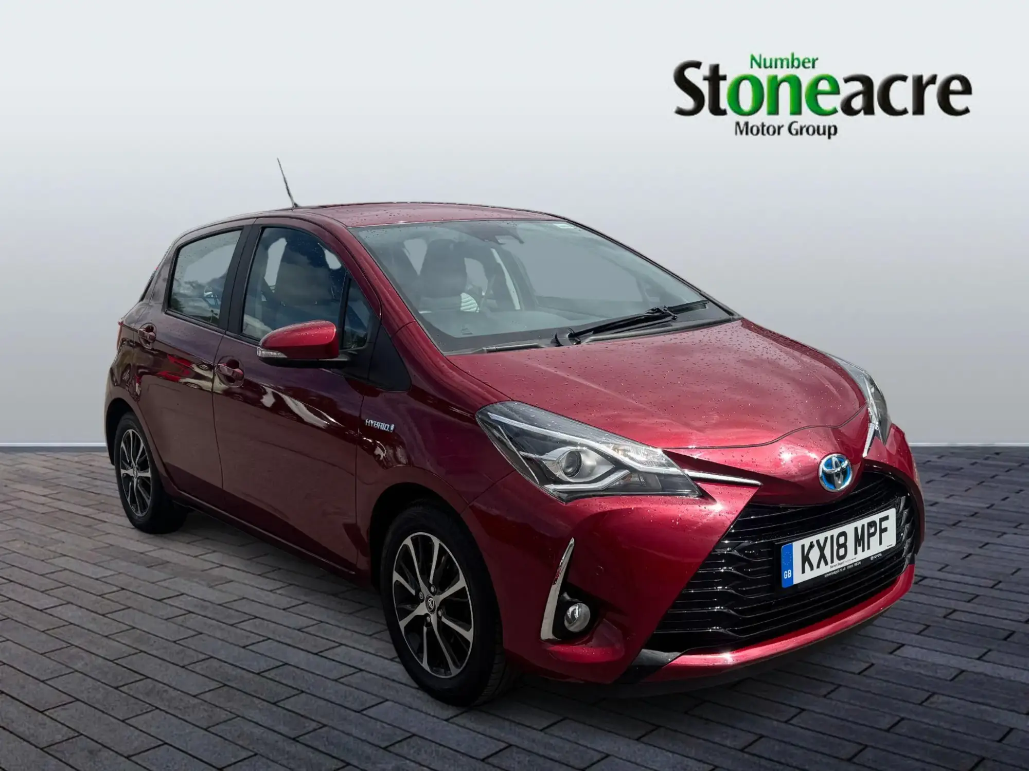 Toyota Yaris 1.5 VVT-h Icon Tech Hatchback 5dr Petrol Hybrid E-CVT Euro 6 (s/s) (100 ps) KX18MPF Image 1