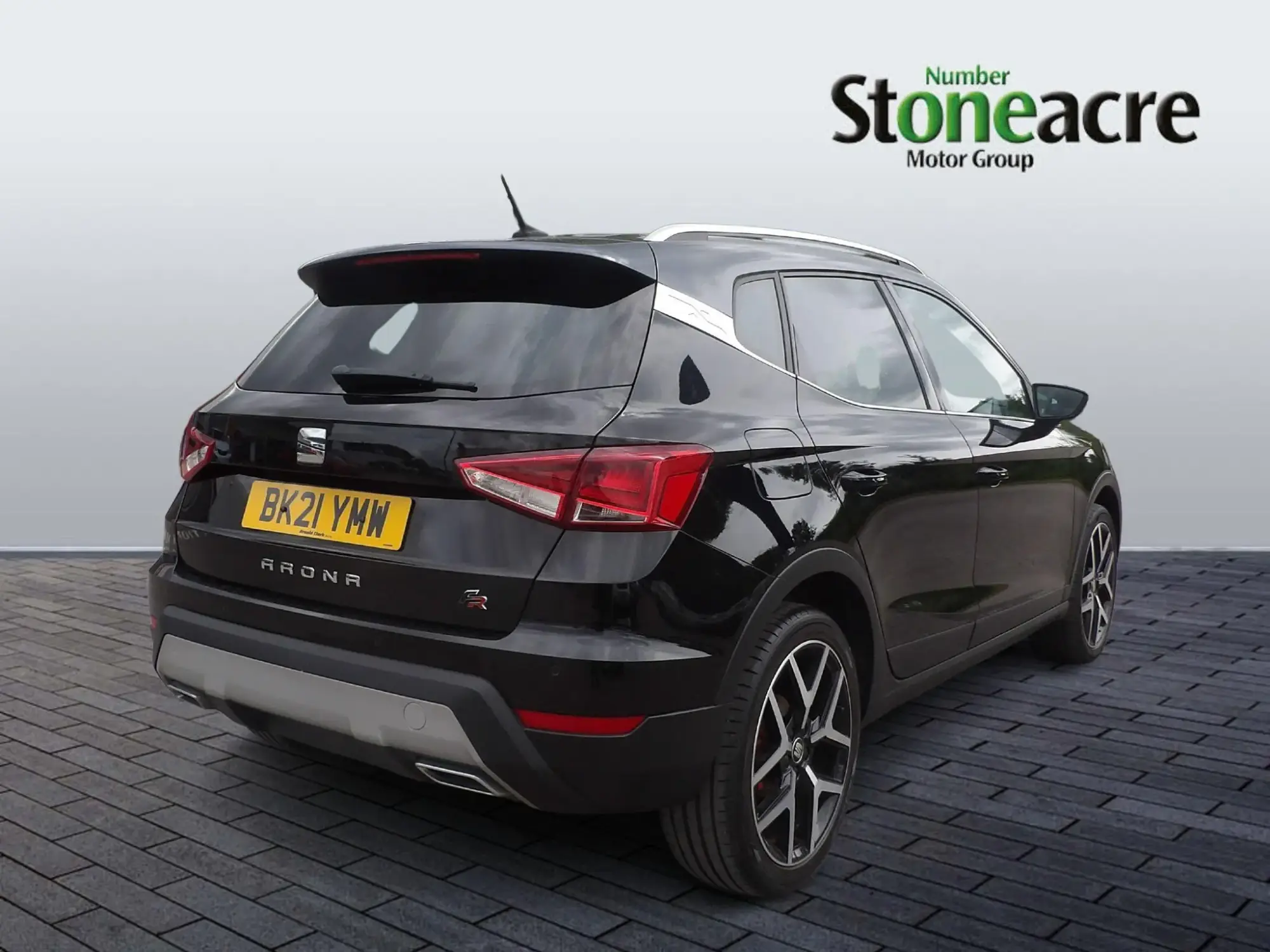 SEAT Arona 1.0 TSI FR Red Edition DSG Euro 6 (s/s) 5dr BK21YMW Image 3