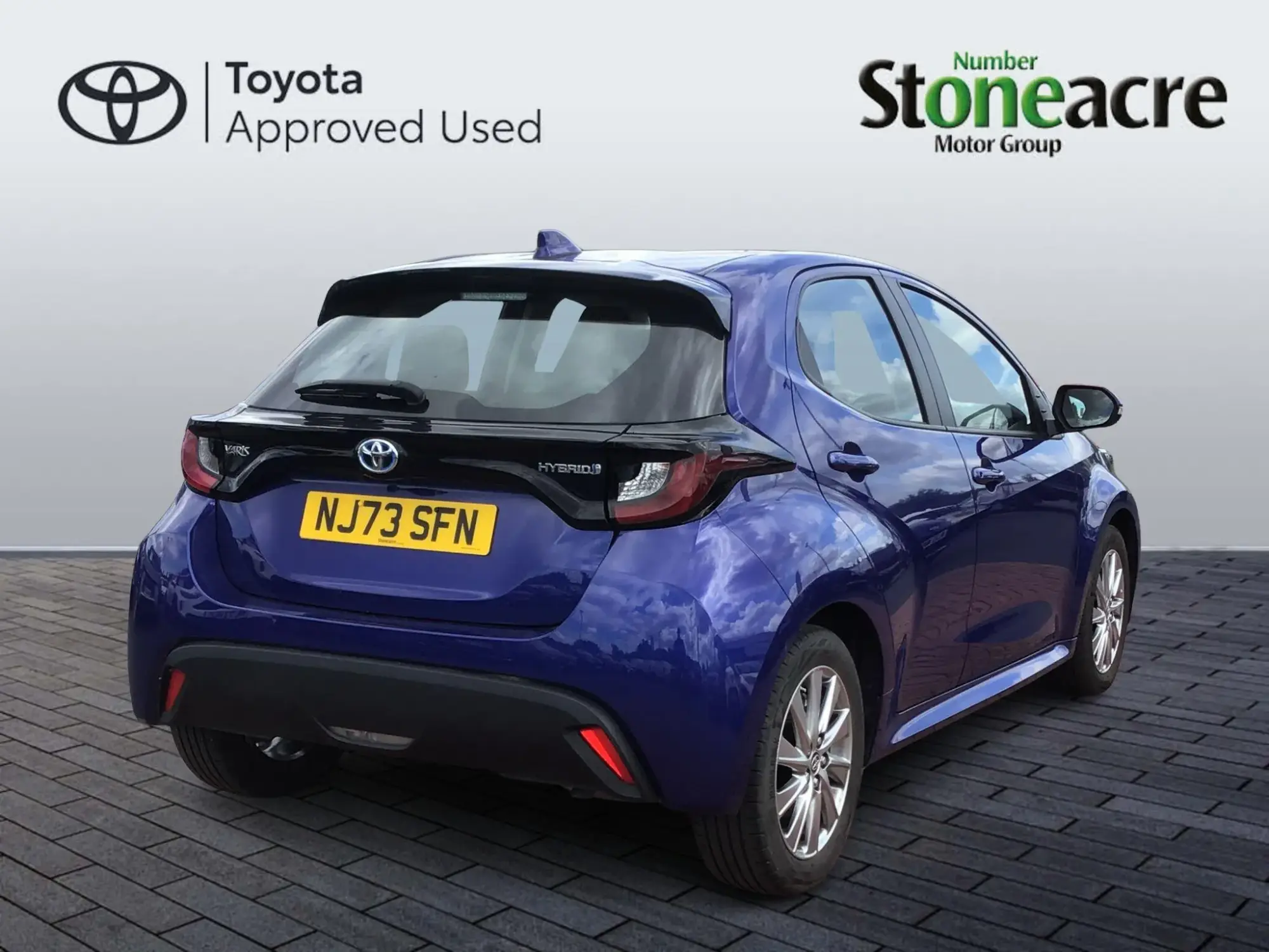 Toyota Yaris Image 2