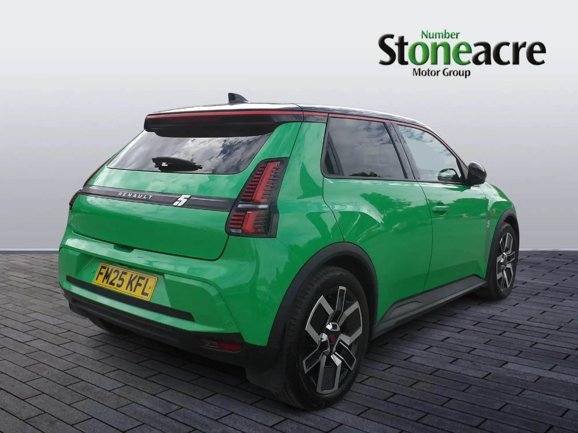 Renault 5 E-Tech Electric urban range 40kWh techno Auto 5dr FM25KFL Image 3