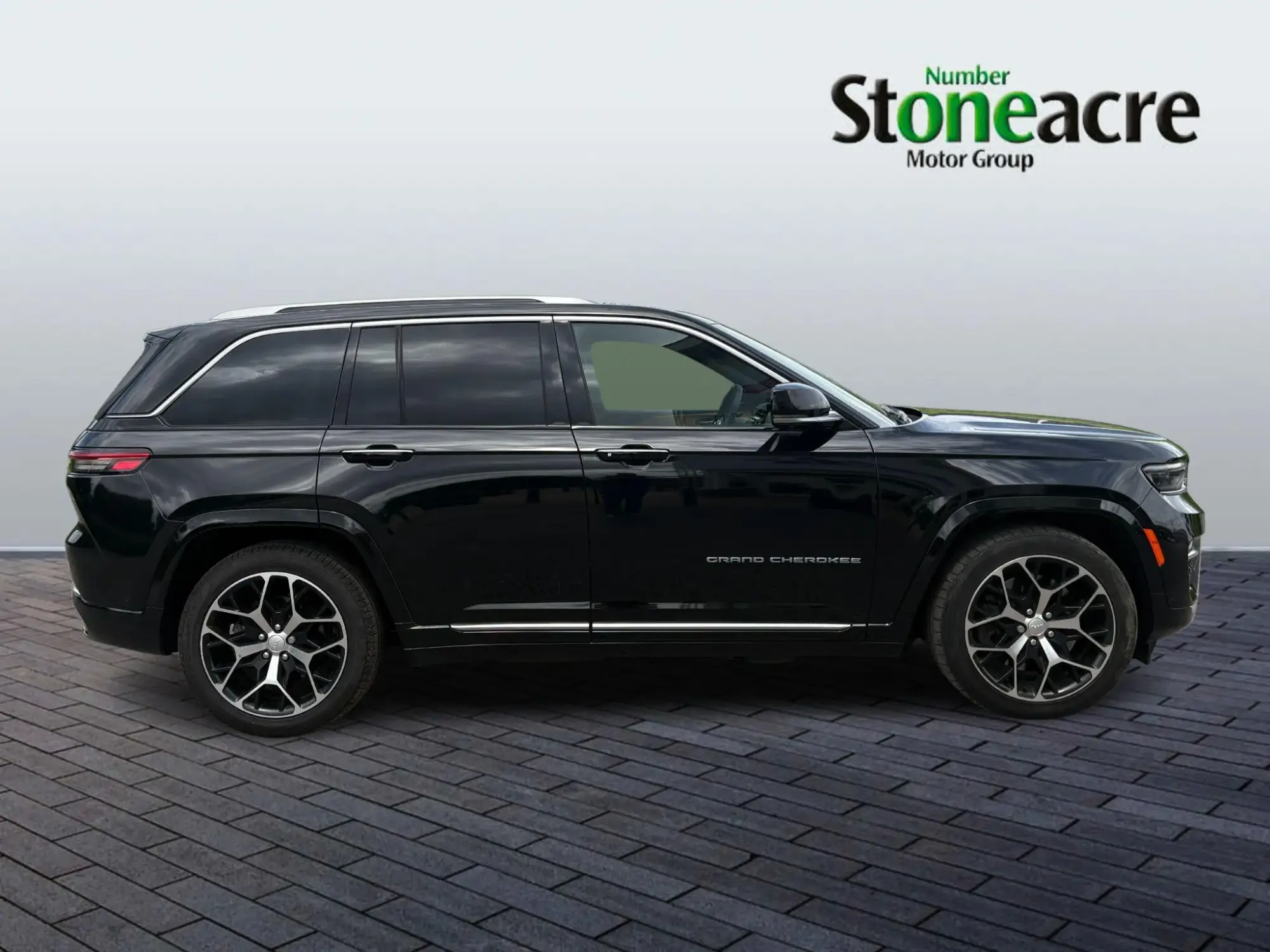 Jeep Grand Cherokee 2.0 Turbo 4xe PHEV Summit Reserve 5dr Auto JE23EEP Image 2