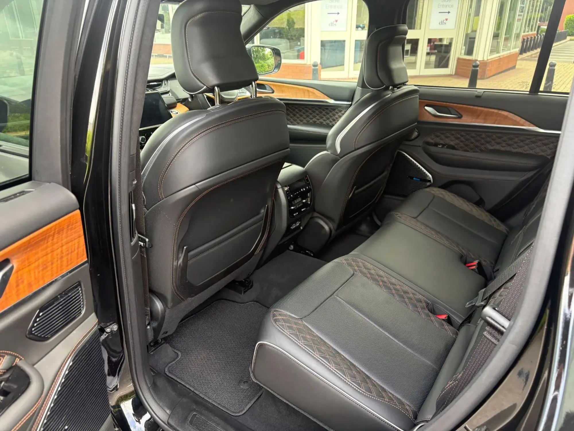 Jeep Grand Cherokee Image 14 Jeep Grand Cherokee Image 14