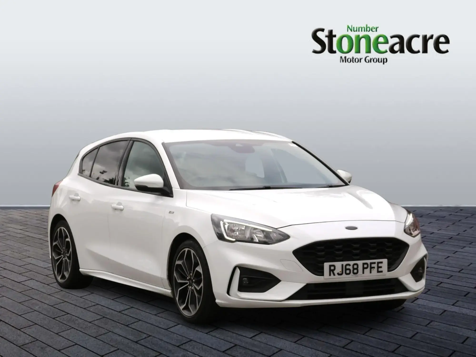 Ford Focus 1.0T EcoBoost ST-Line X Hatchback 5dr Petrol Manual Euro 6 (s/s) (125 ps) RJ68PFE Image 1