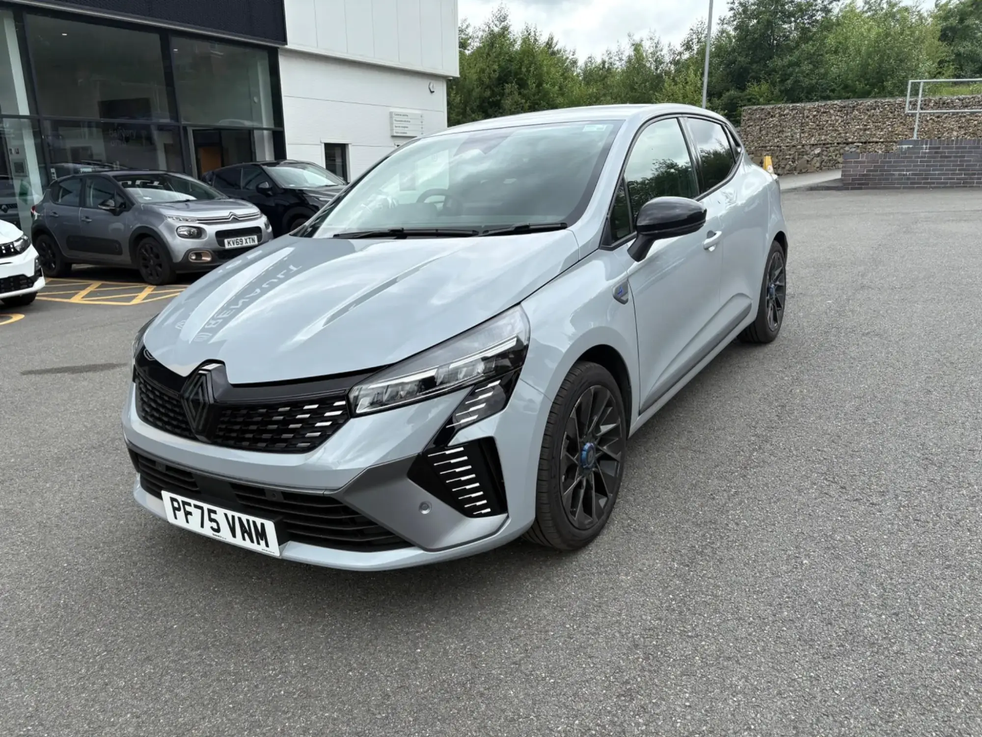 Renault Clio E-Tech 1.6 E-TECH esprit Alpine Auto Euro 6 (s/s) 5dr PF75VNM Image 3