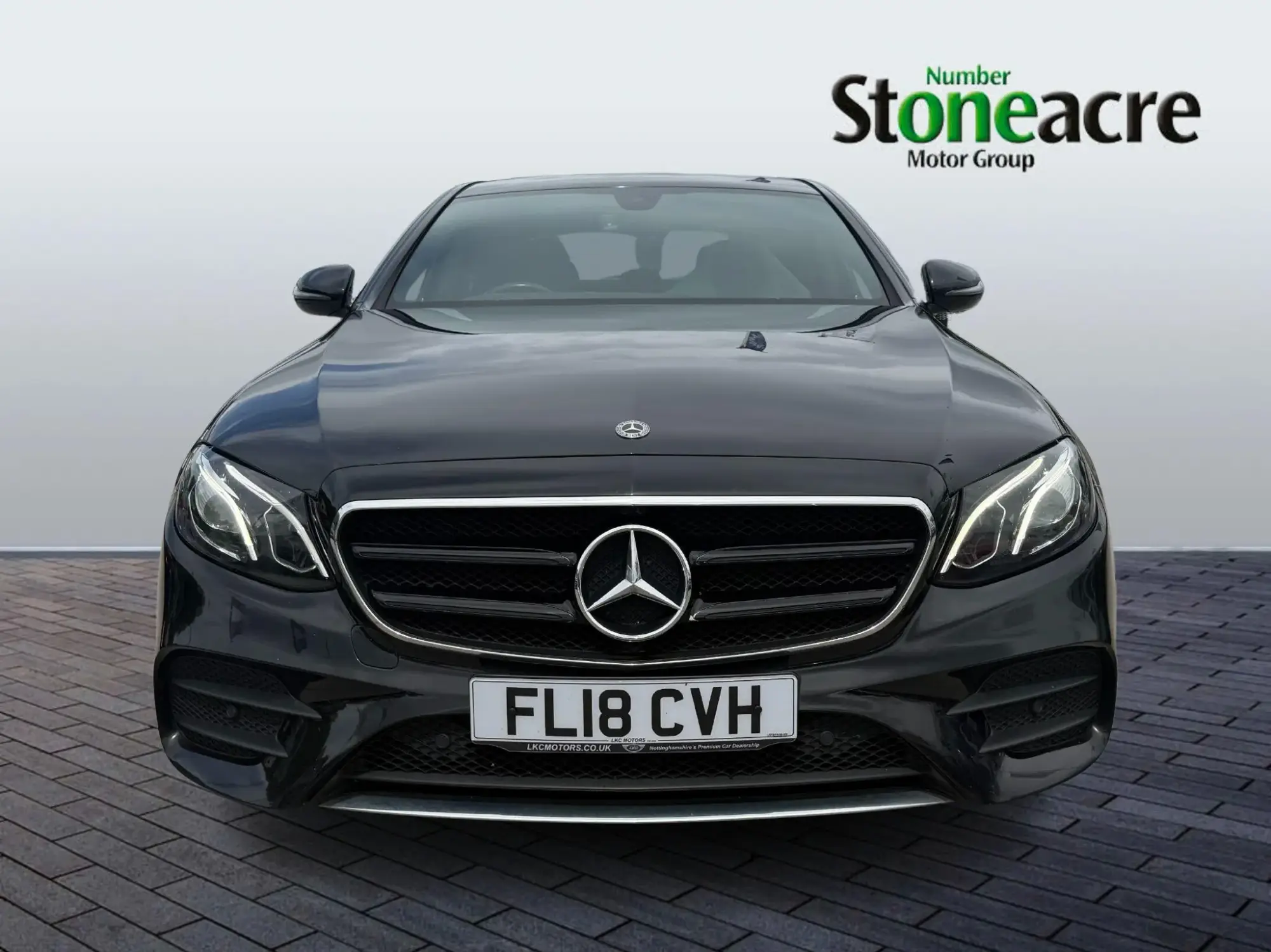 Mercedes-Benz E-Class E220d AMG Line 4dr 9G-Tronic FL18CVH Image 2